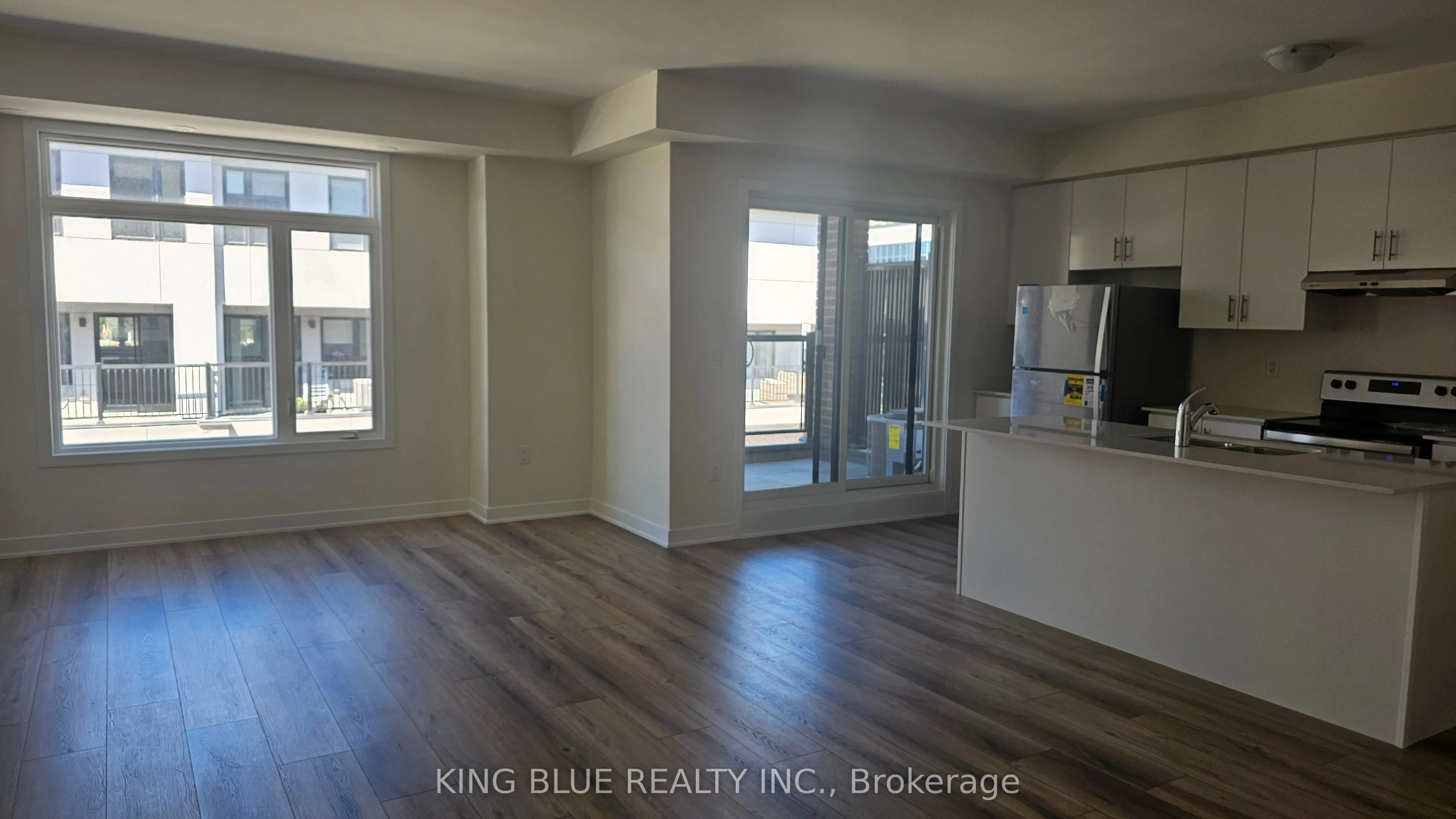 #1415 - 1695 Dersan Street, #1415