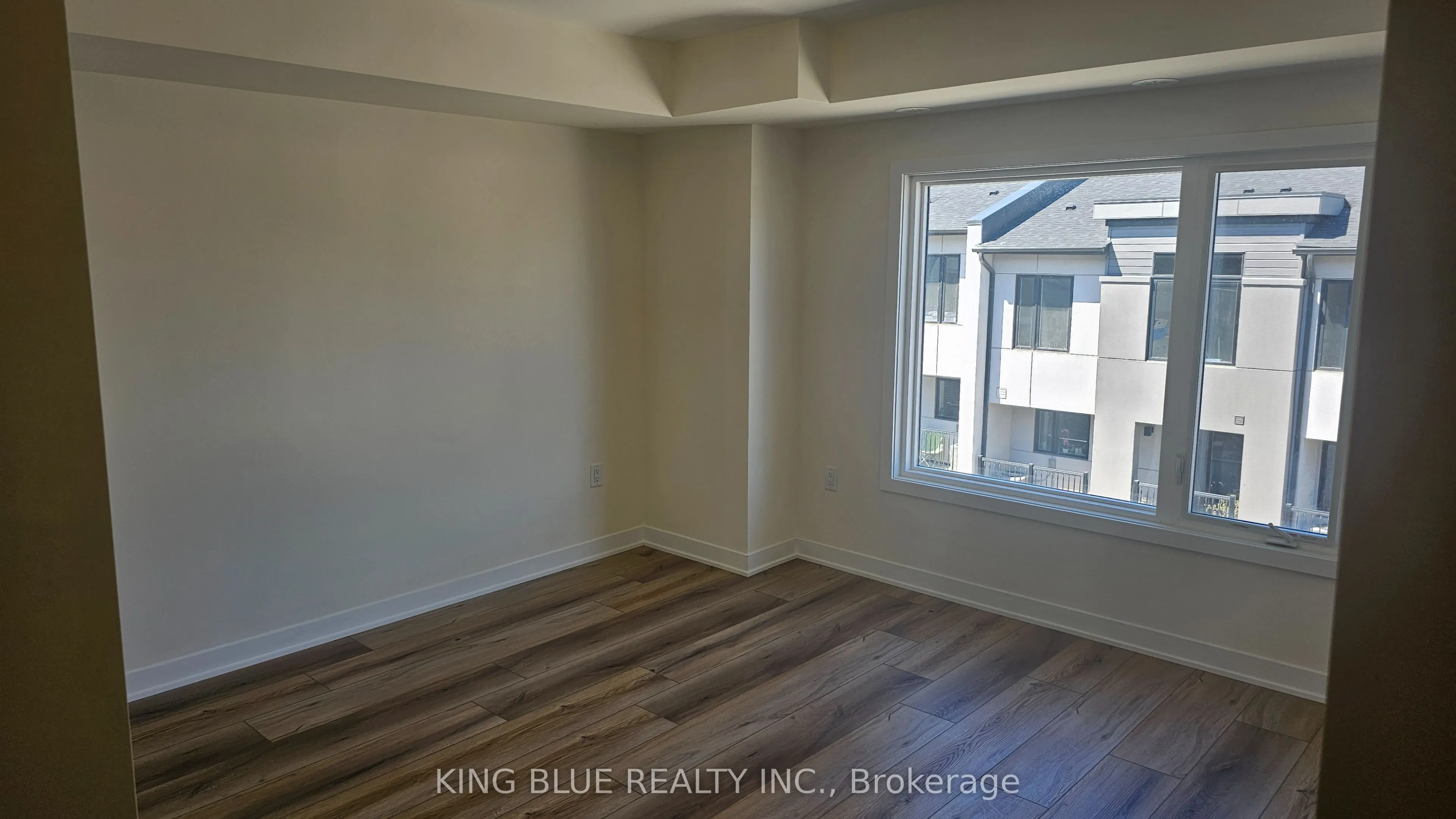 #1415 - 1695 Dersan Street, #1415