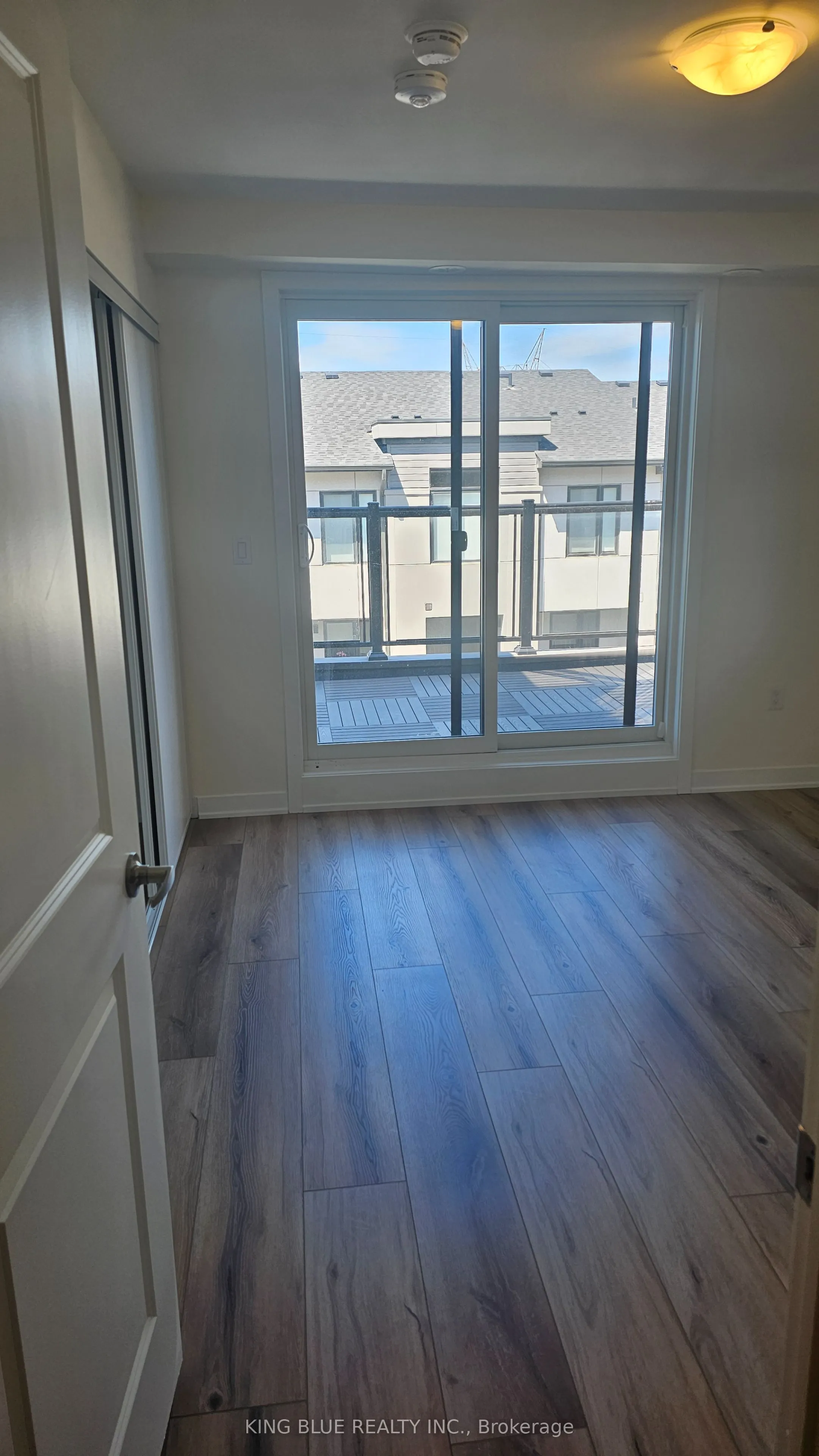 #1415 - 1695 Dersan Street, #1415
