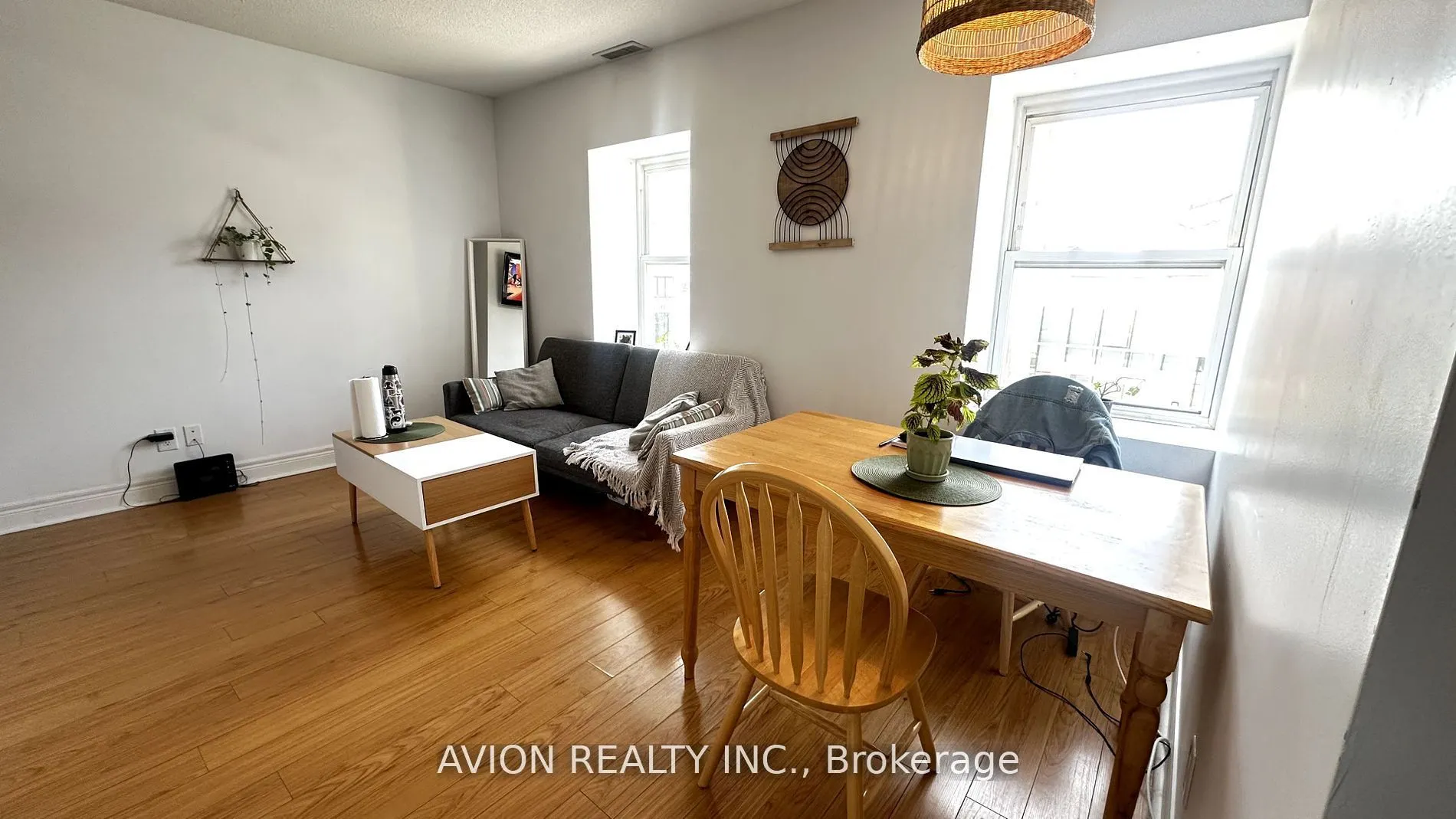 1022 Kingston Road, #3