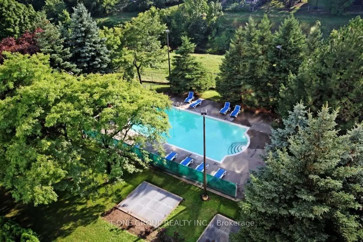 4727 Sheppard Avenue E, #Ph04