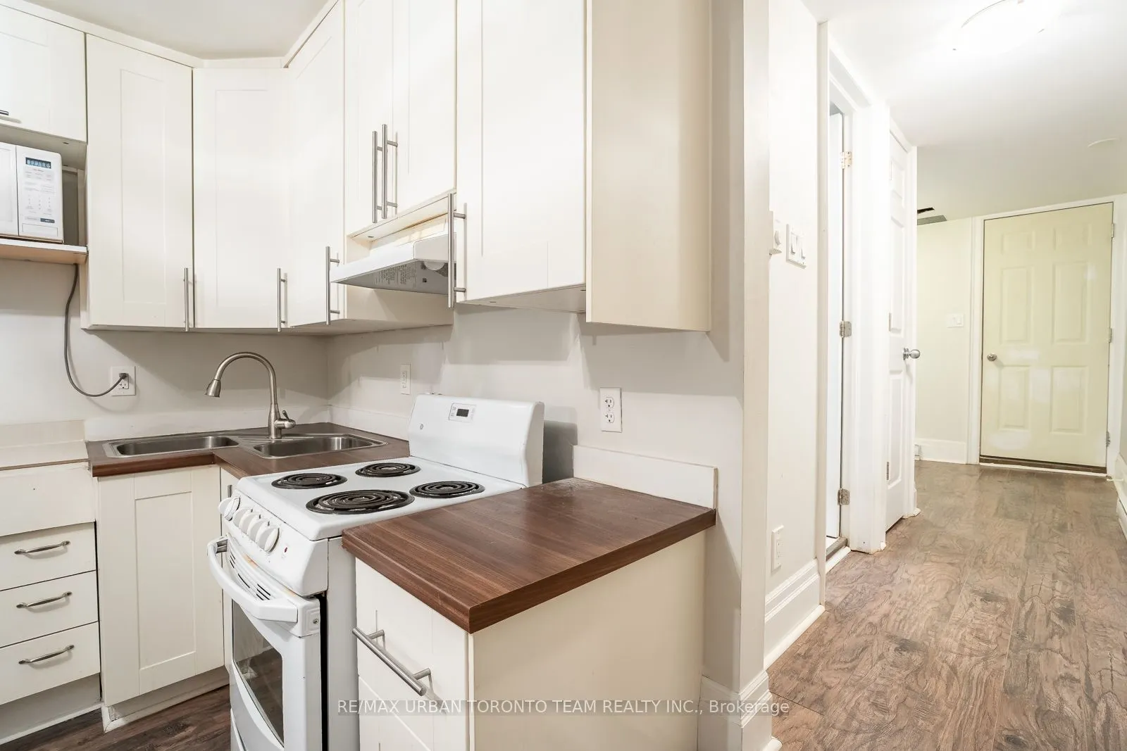 115A Coxwell Avenue, #Lower
