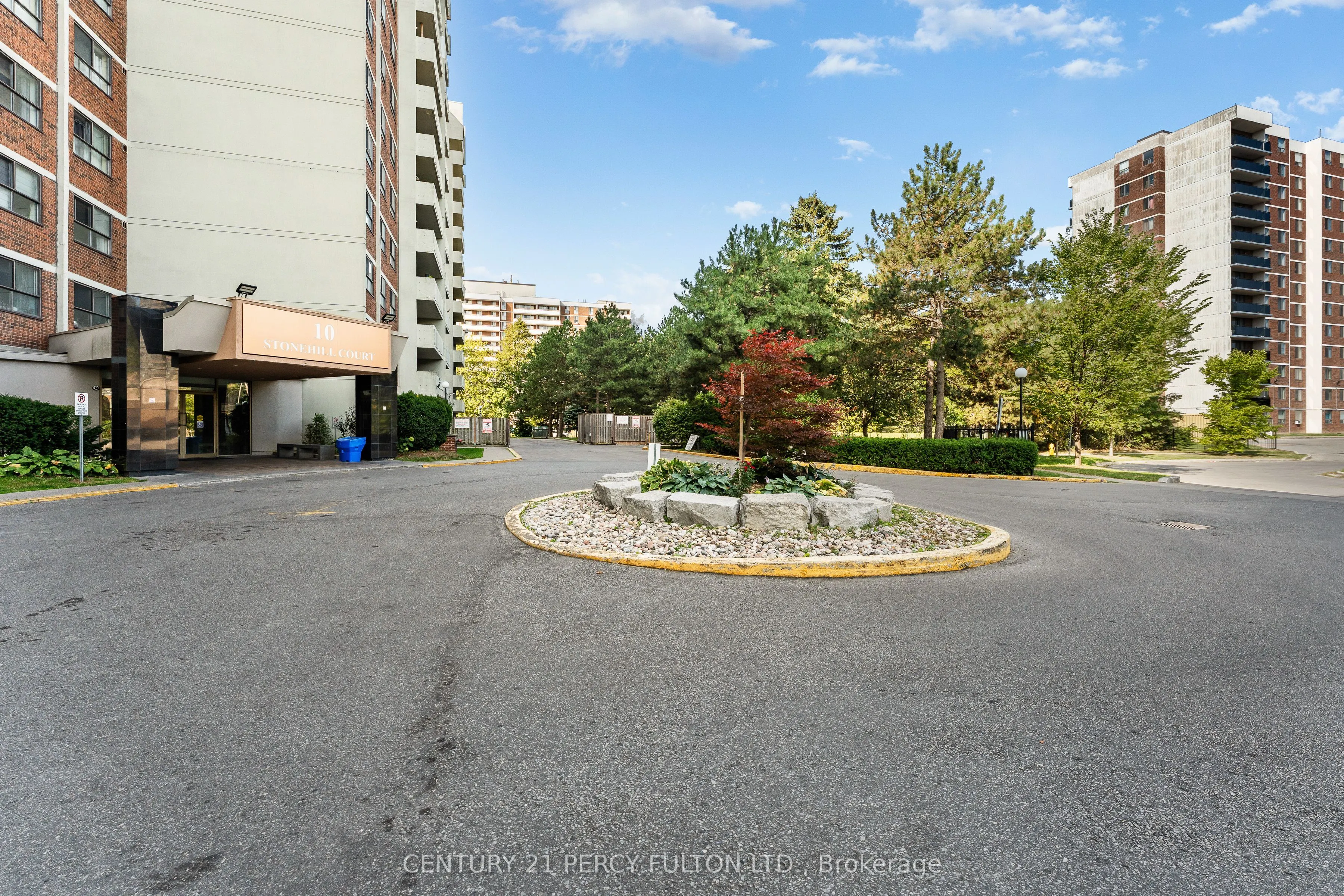 10 Stonehill Court, #709
