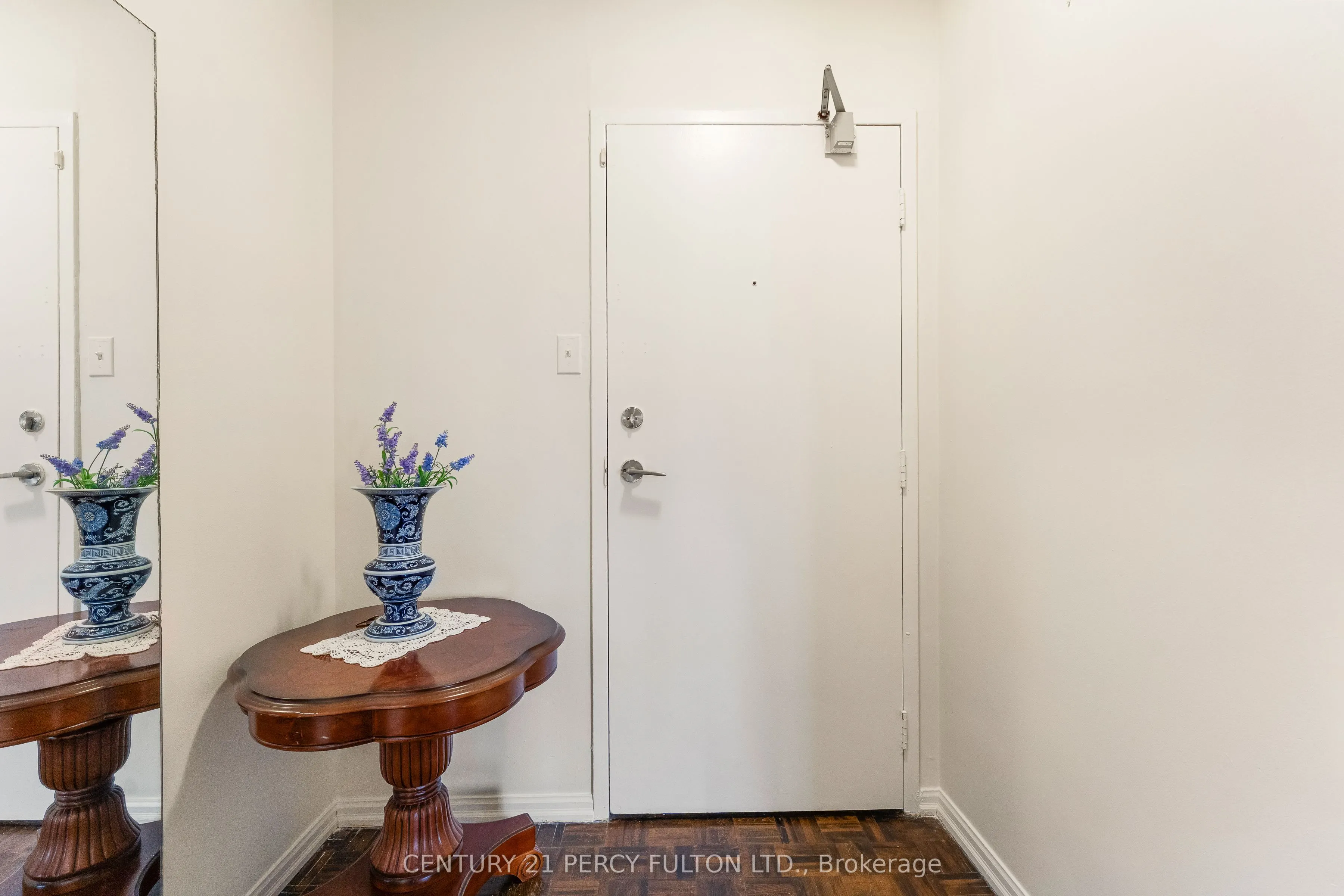 10 Stonehill Court, #709