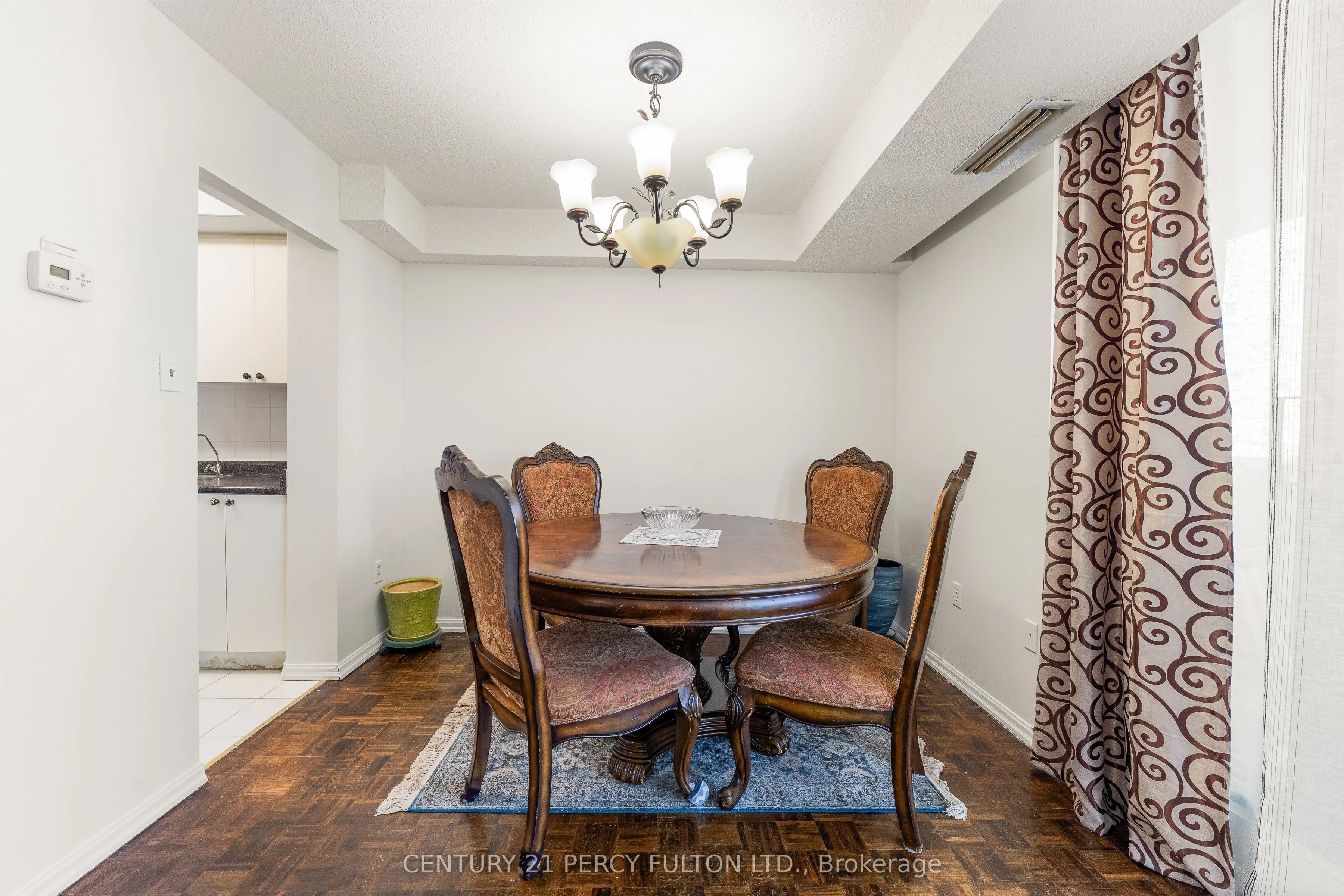 10 Stonehill Court, #709