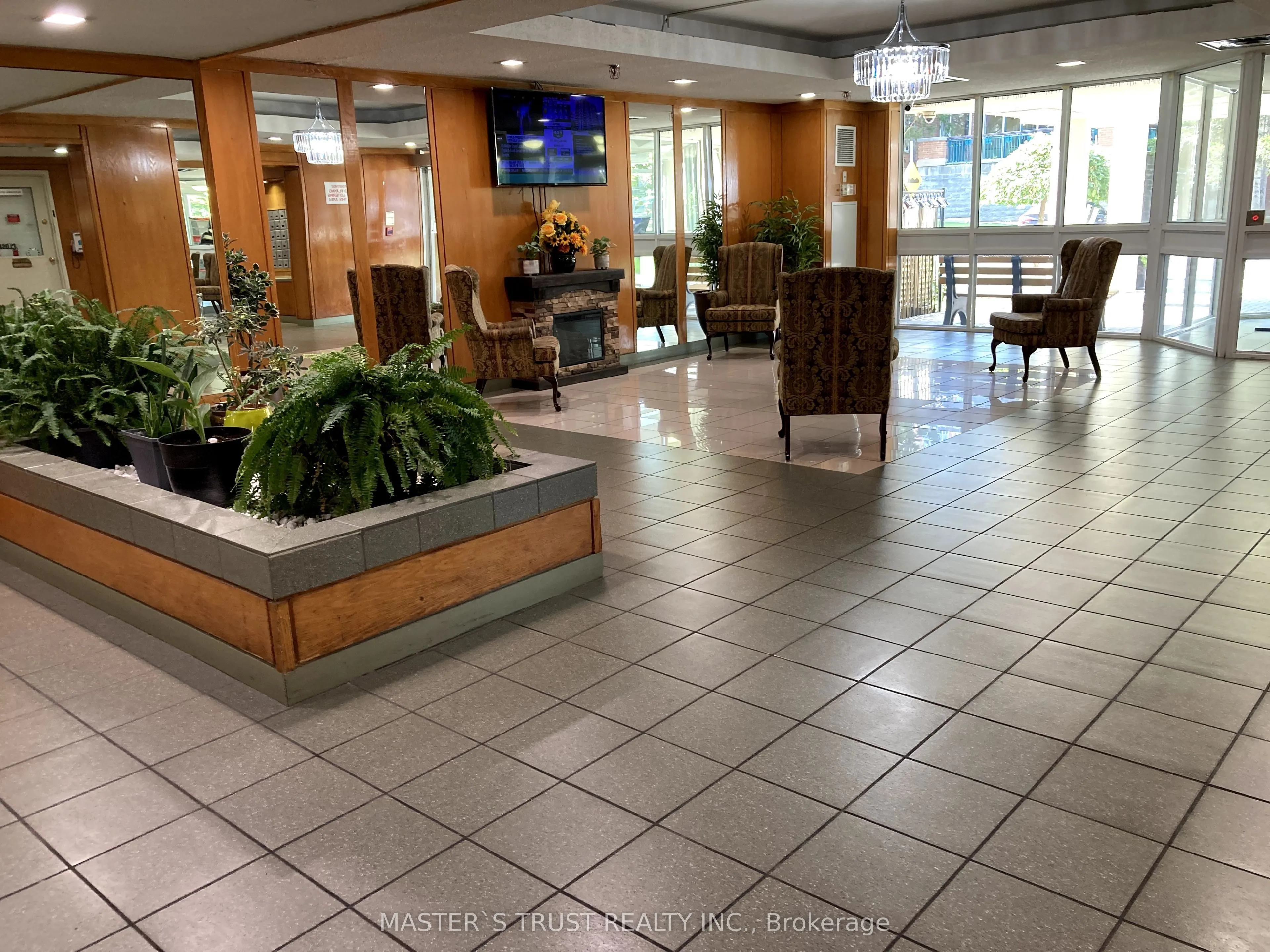 410 Mclevin Avenue, #803