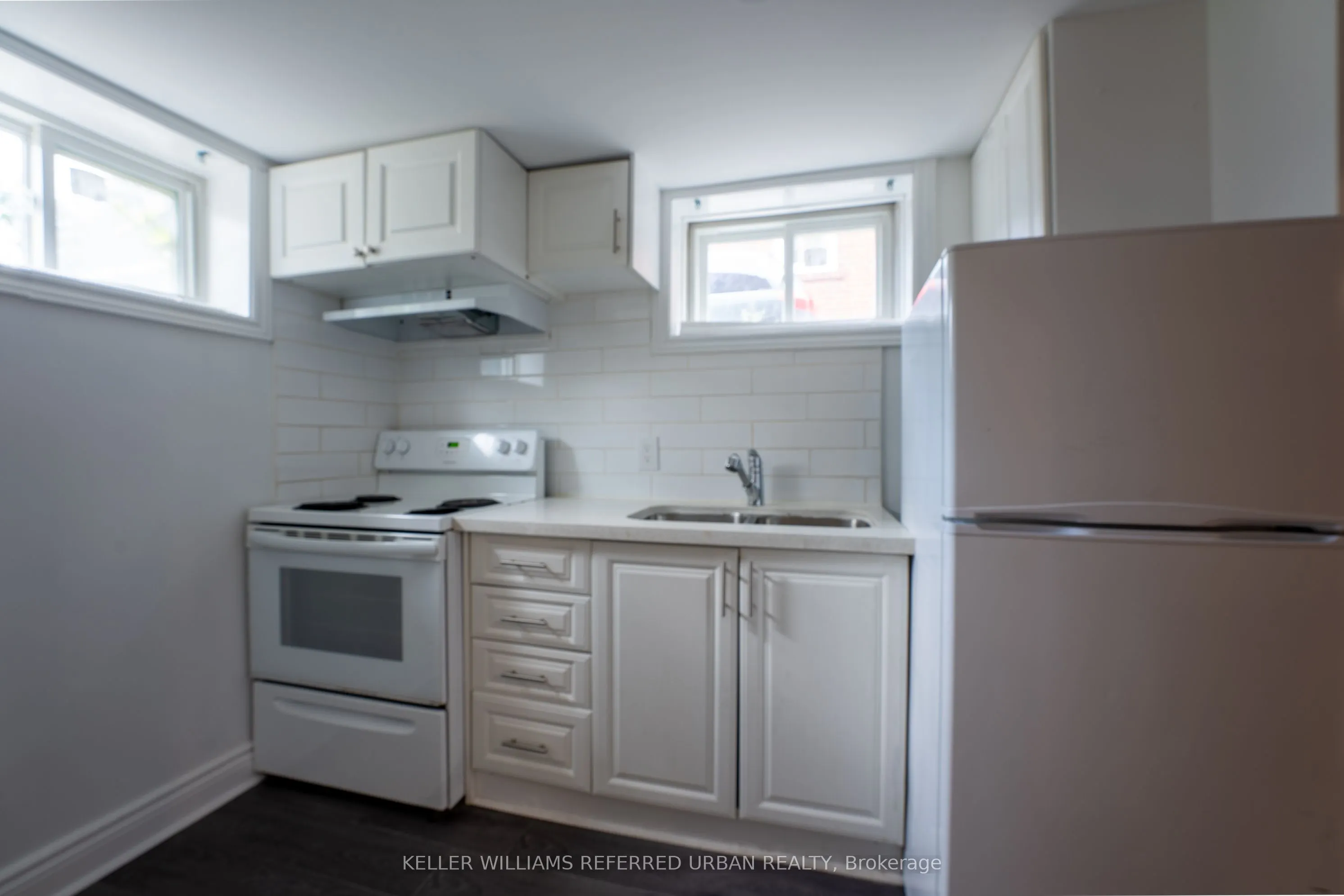 468 Midland Avenue, #Lower
