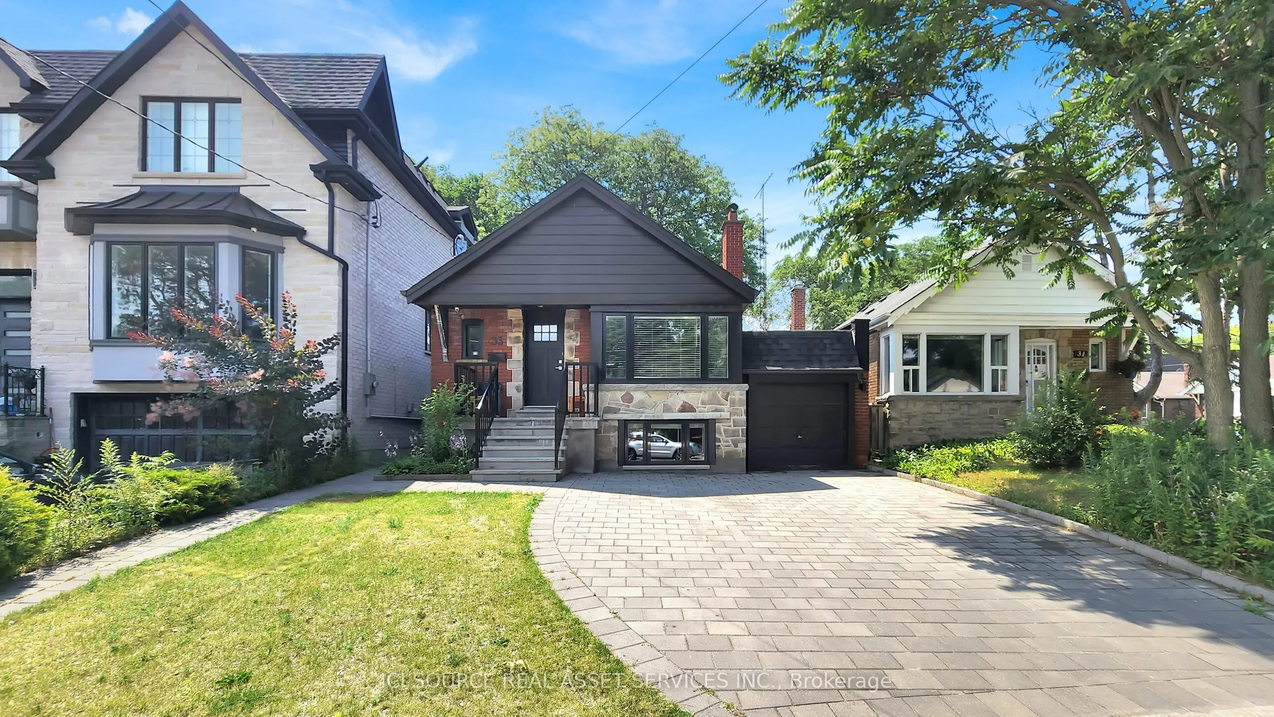 33 Davies Crescent, #Lower