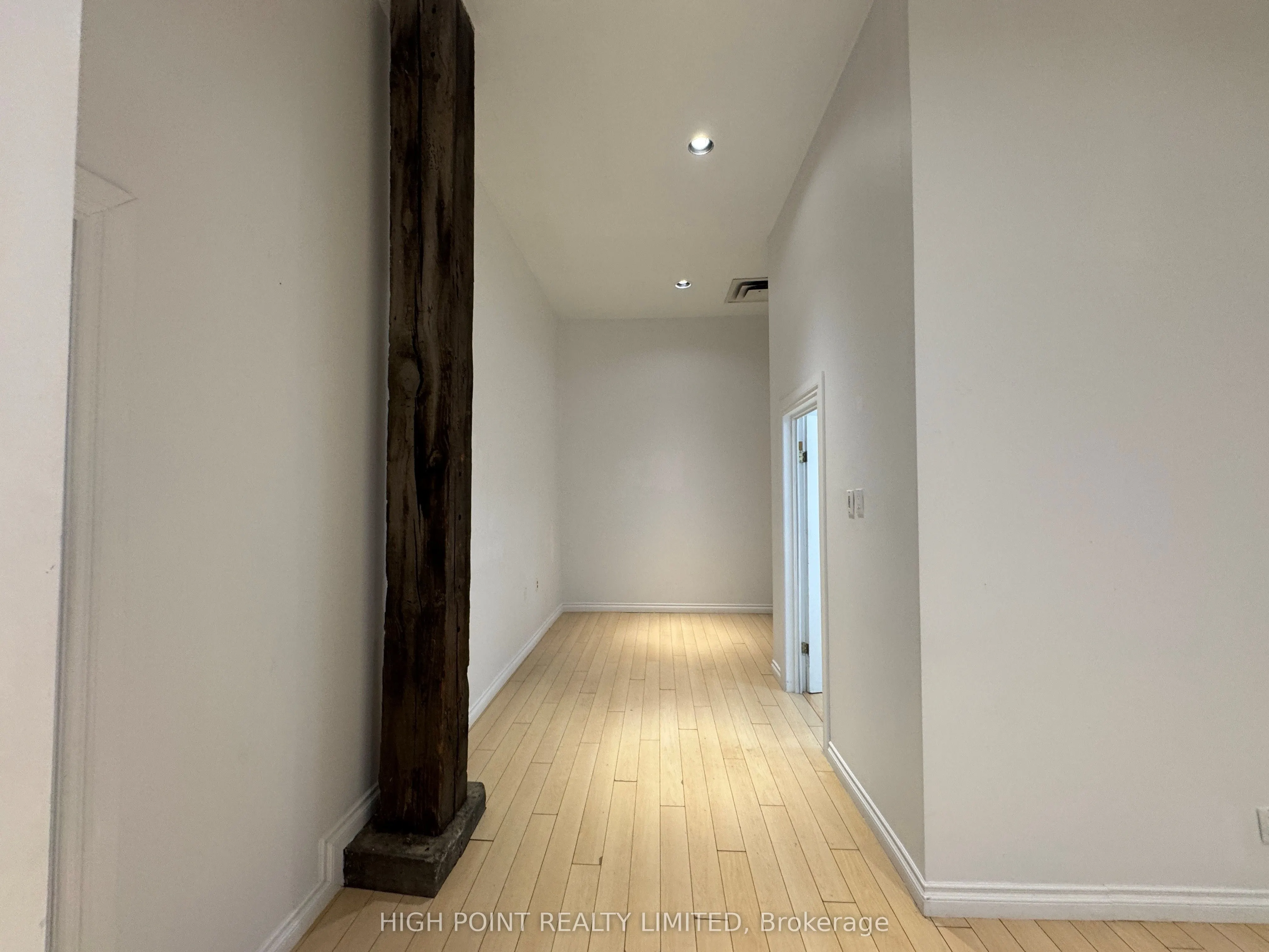 33 Villiers Street, #102
