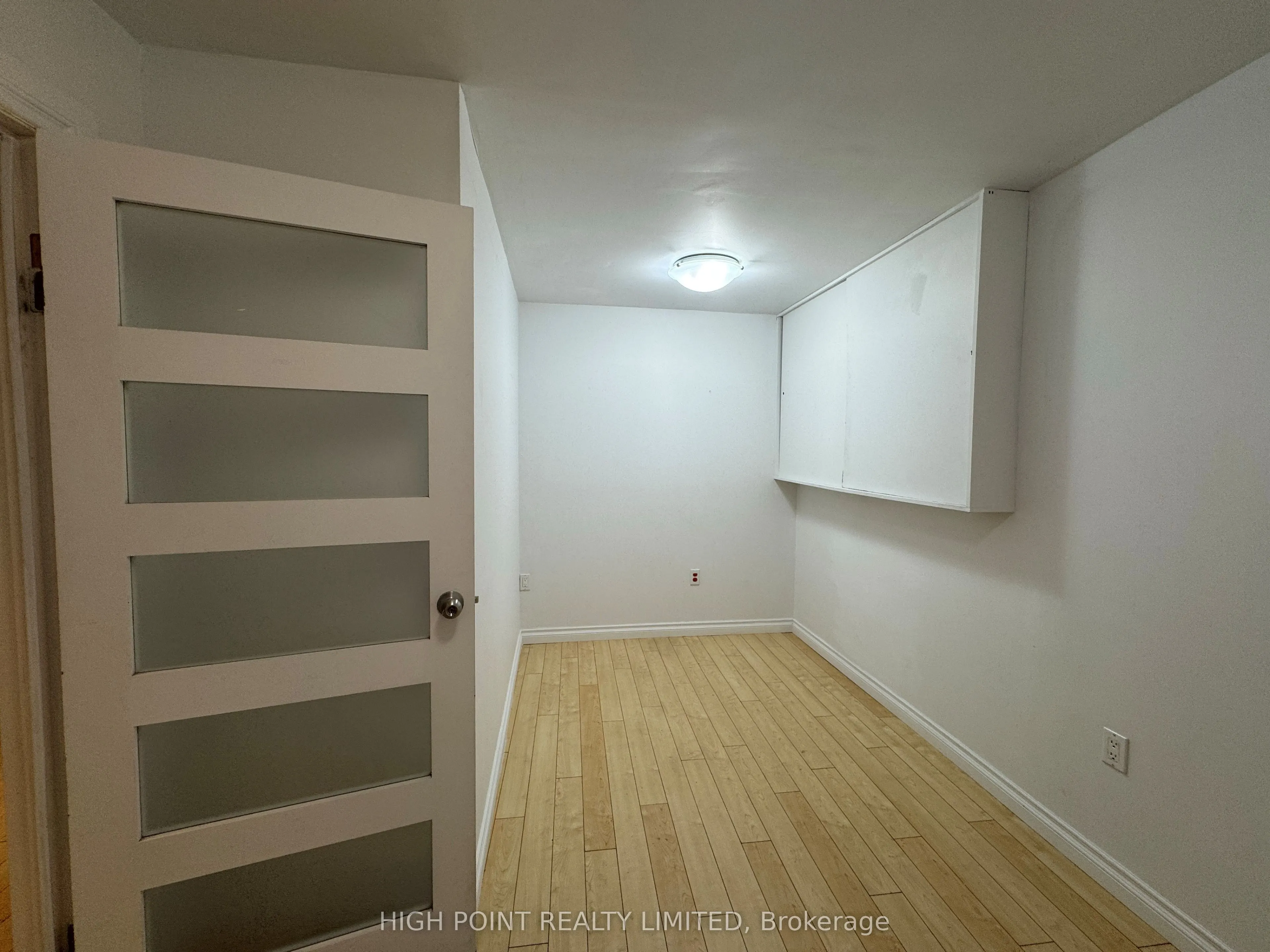 33 Villiers Street, #102