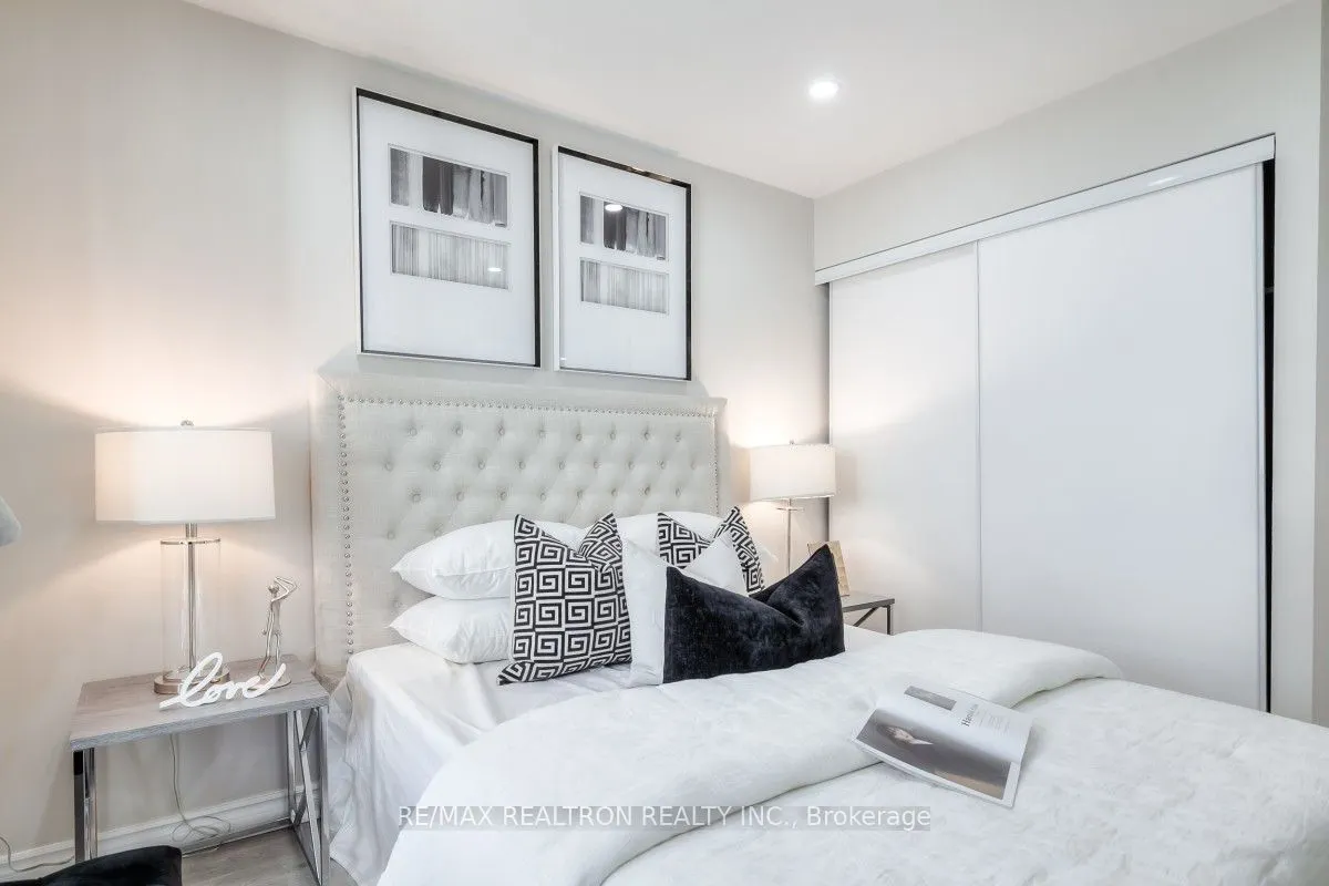 39 Kimbercroft Court, #105
