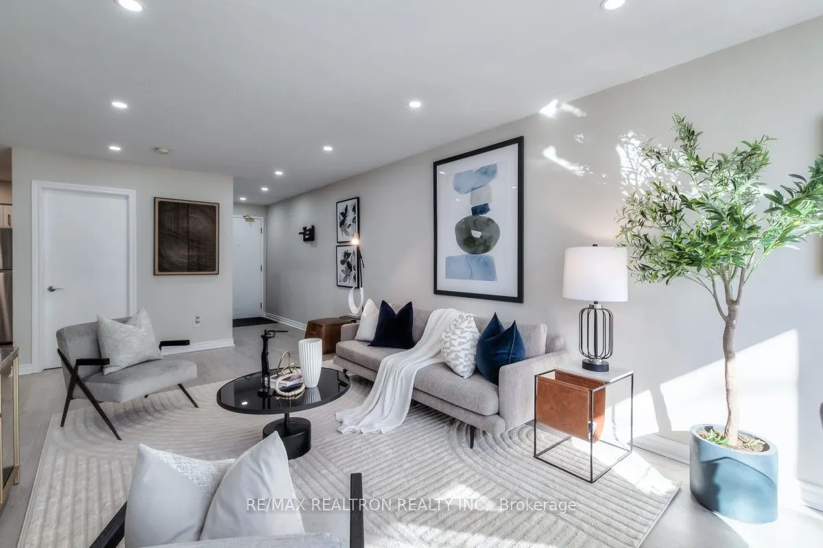 39 Kimbercroft Court, #105