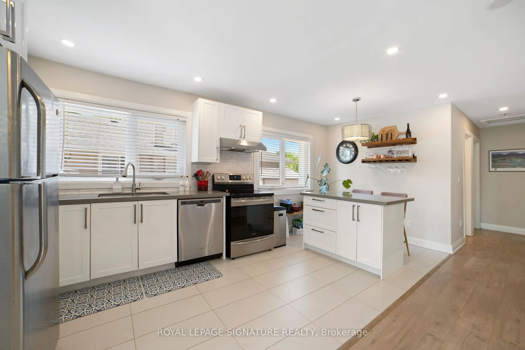 1528 Pharmacy Avenue, #Main
