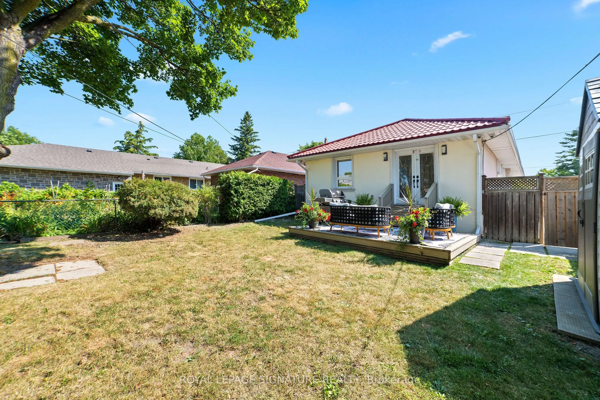 1528 Pharmacy Avenue, #Main