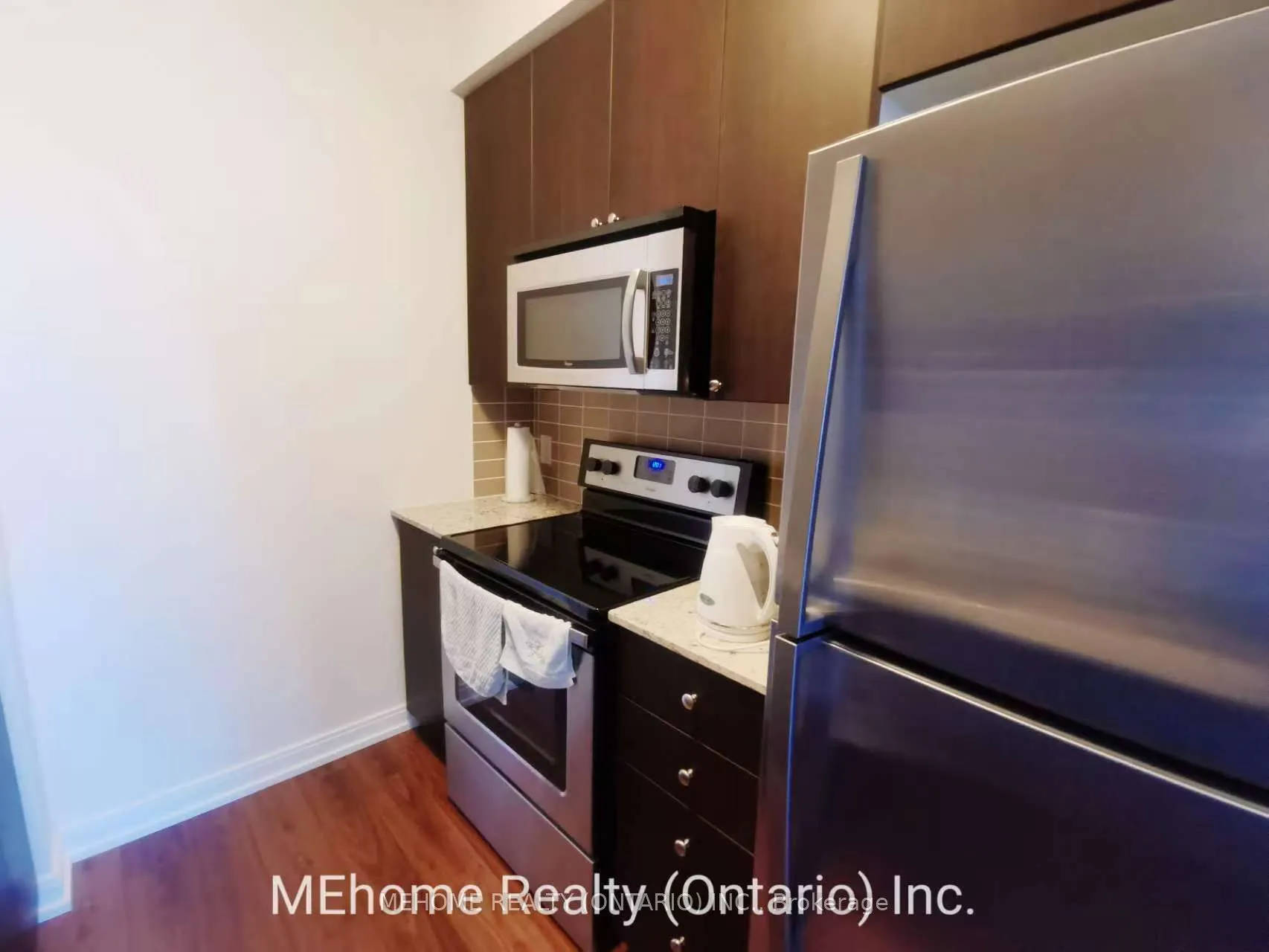 151 Village Green Square, #2207
