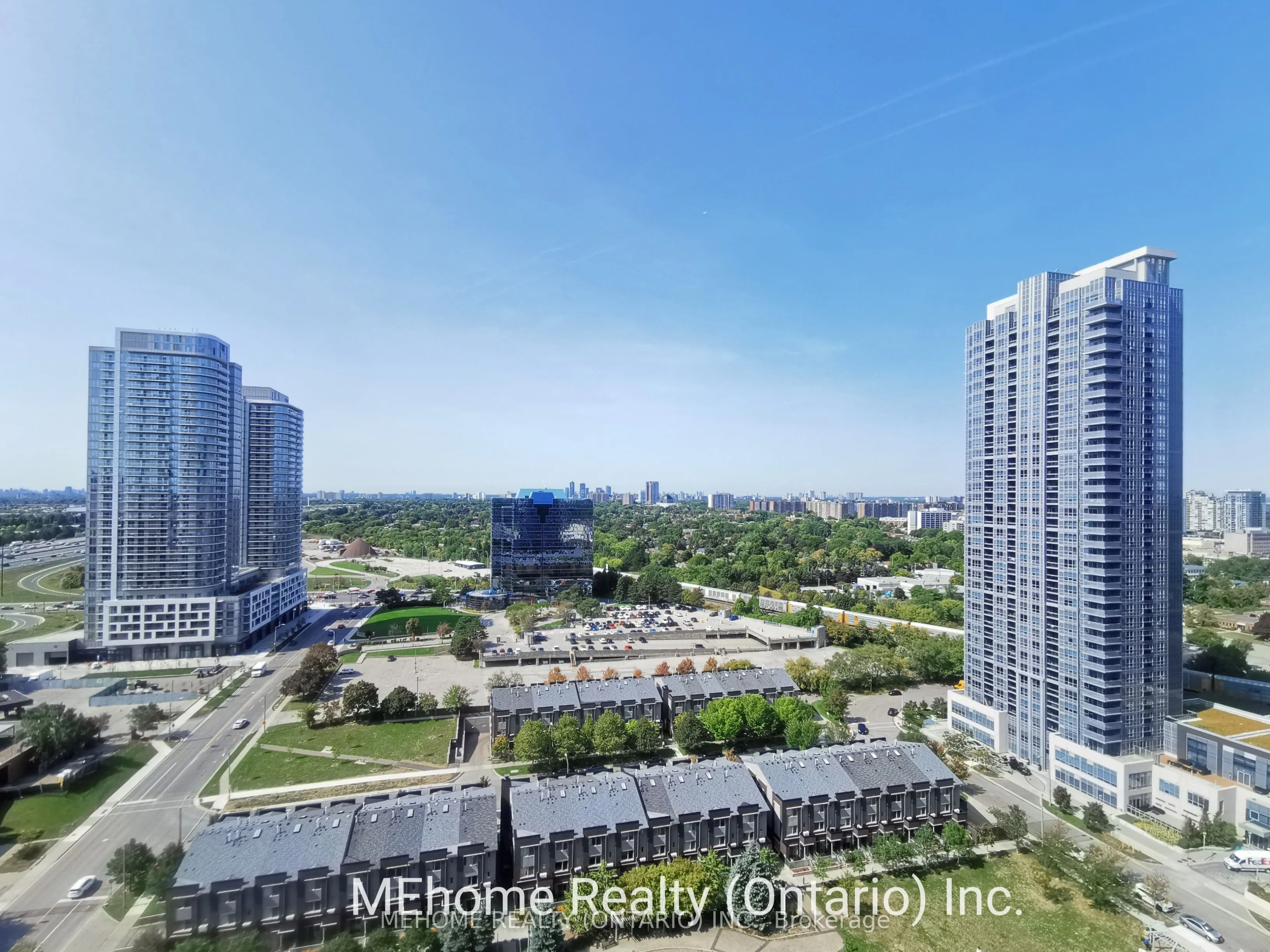 151 Village Green Square, #2207