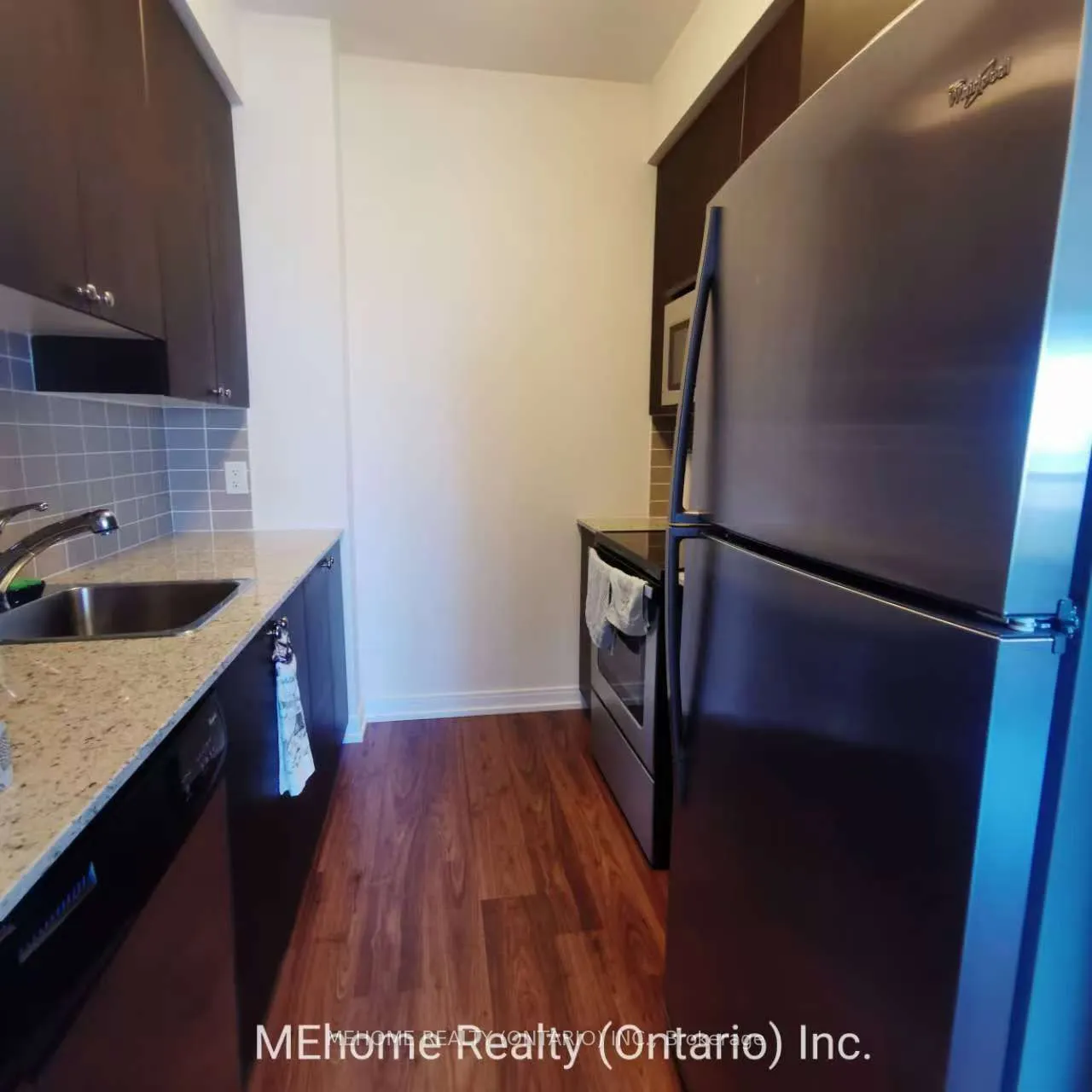 151 Village Green Square, #2207