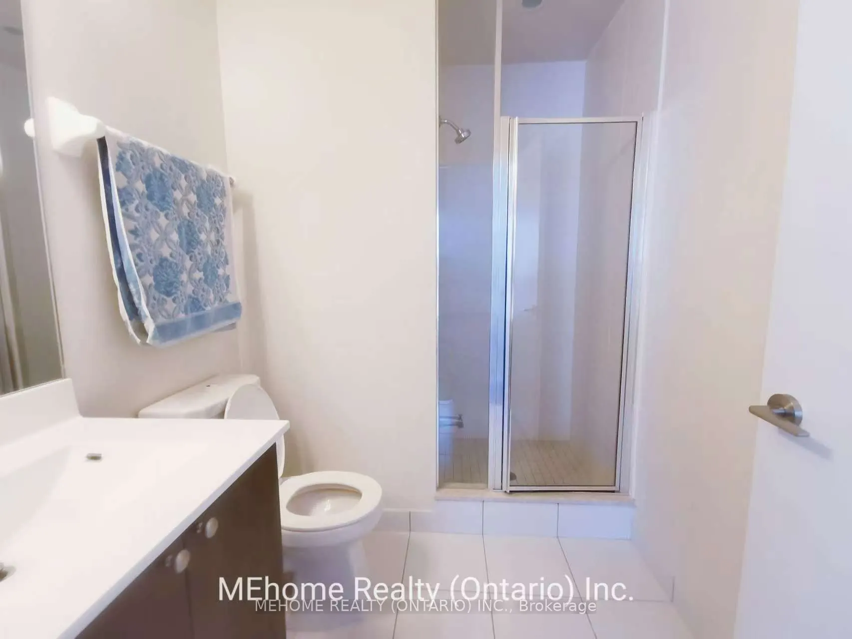 151 Village Green Square, #2207