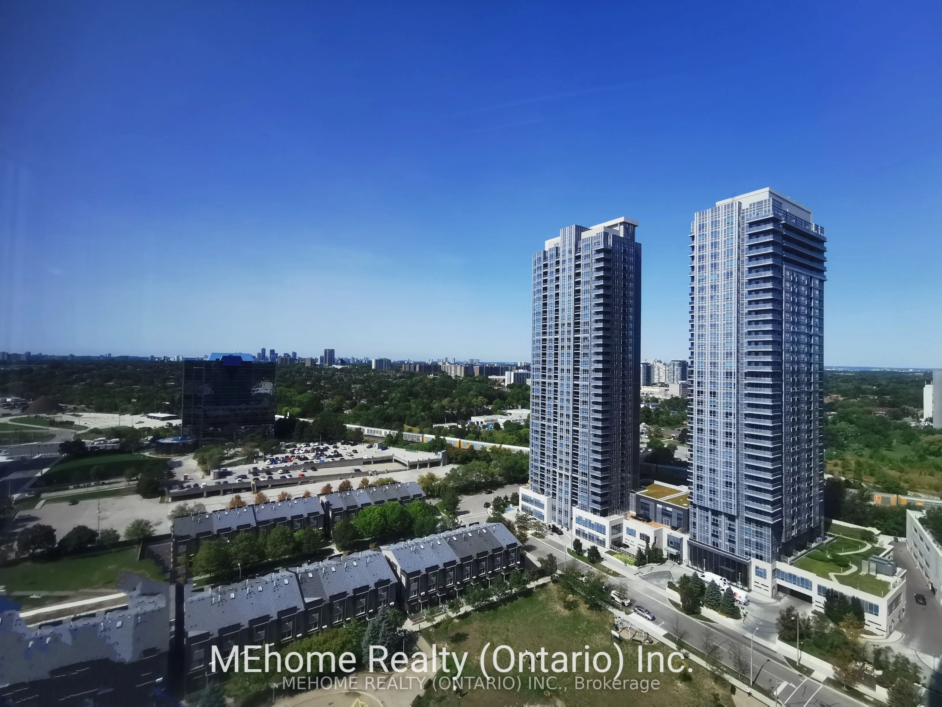 151 Village Green Square, #2207