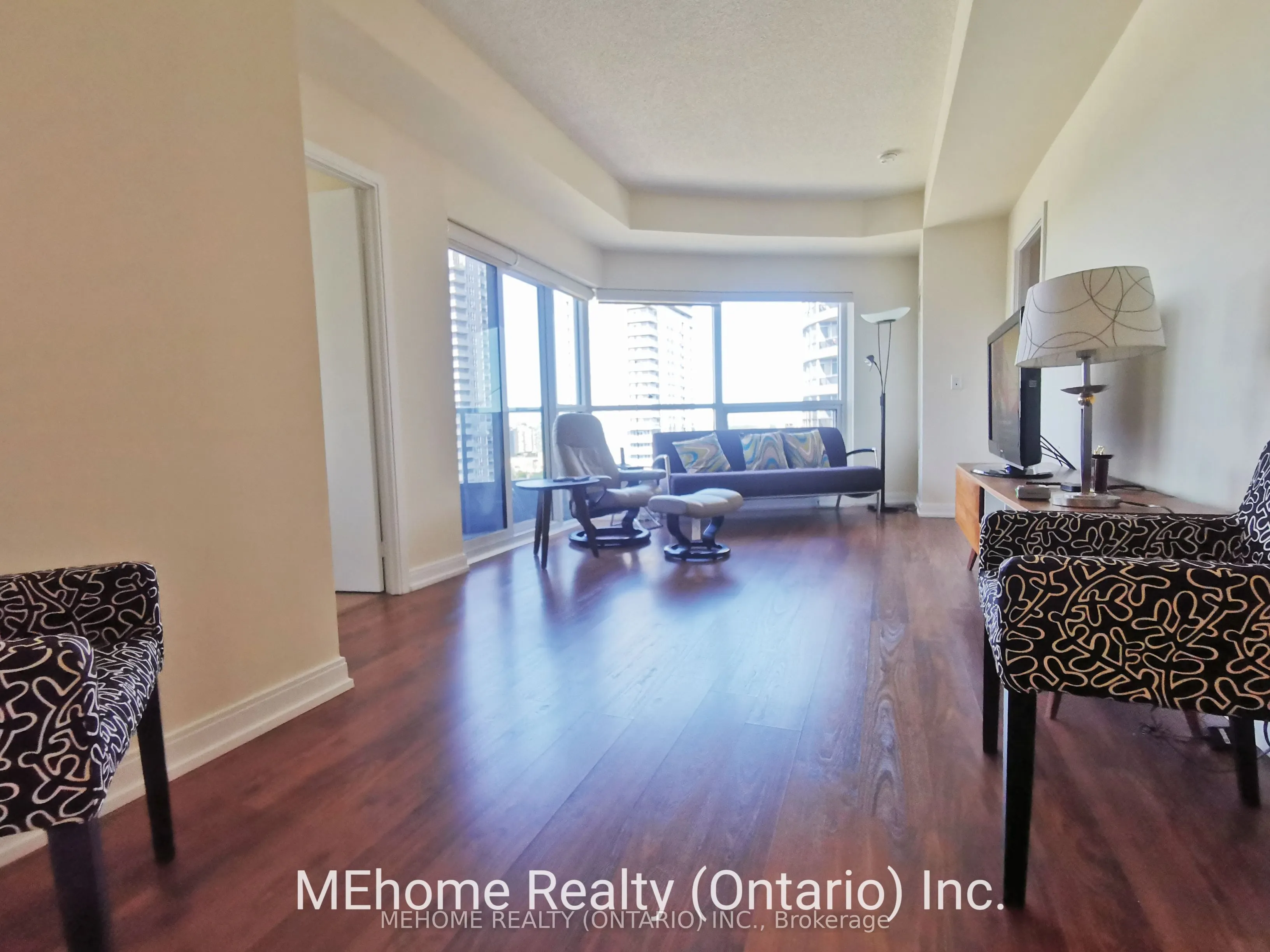 151 Village Green Square, #2207