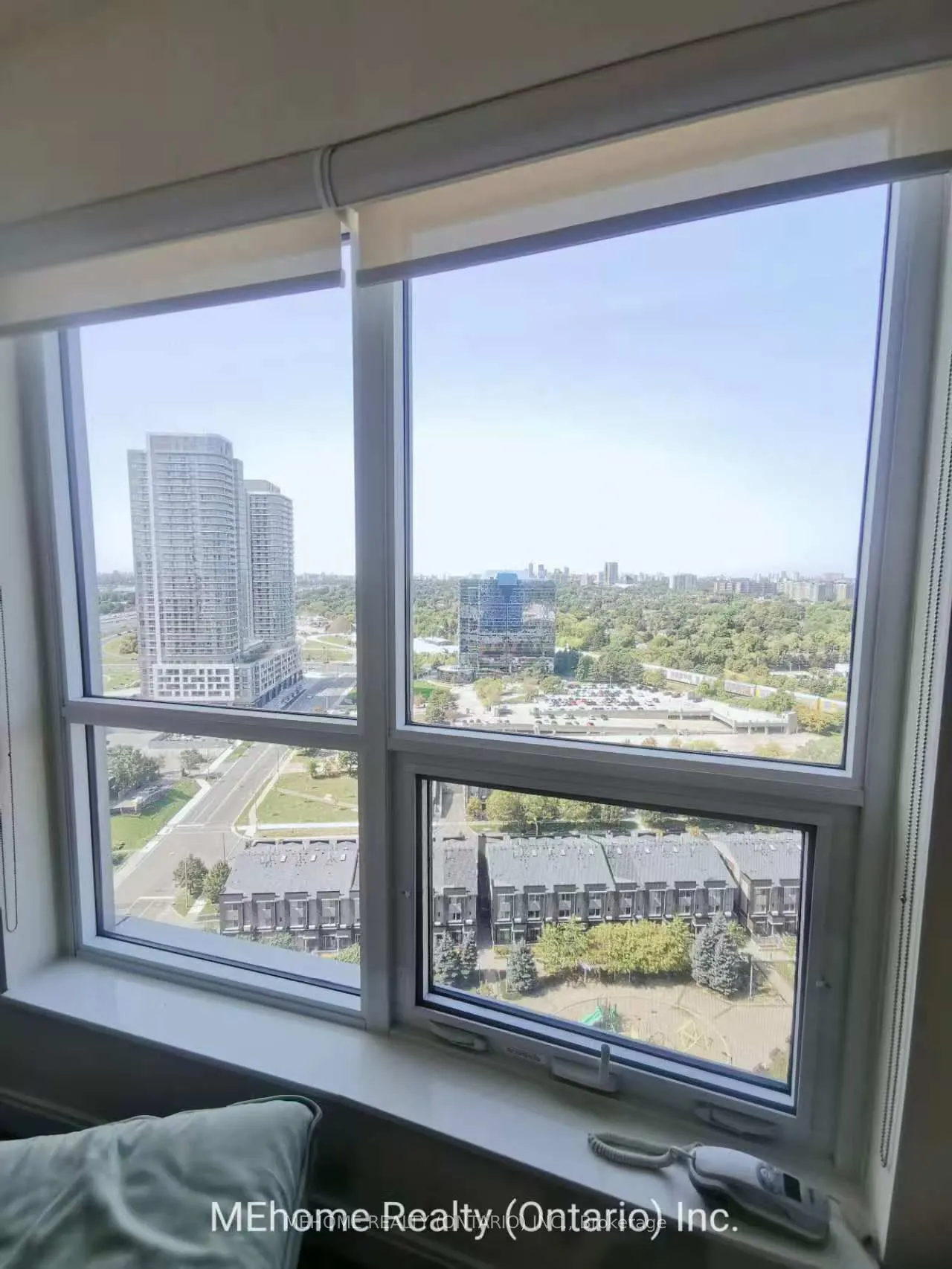 151 Village Green Square, #2207