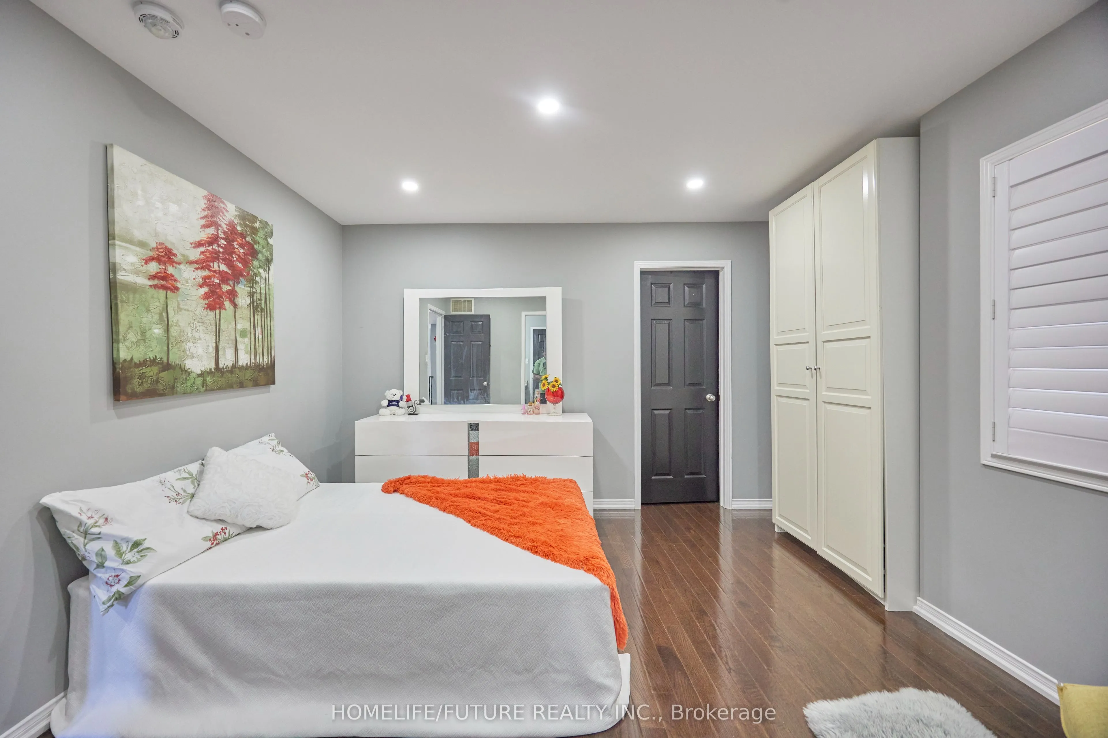 2549 Snow Knight Drive