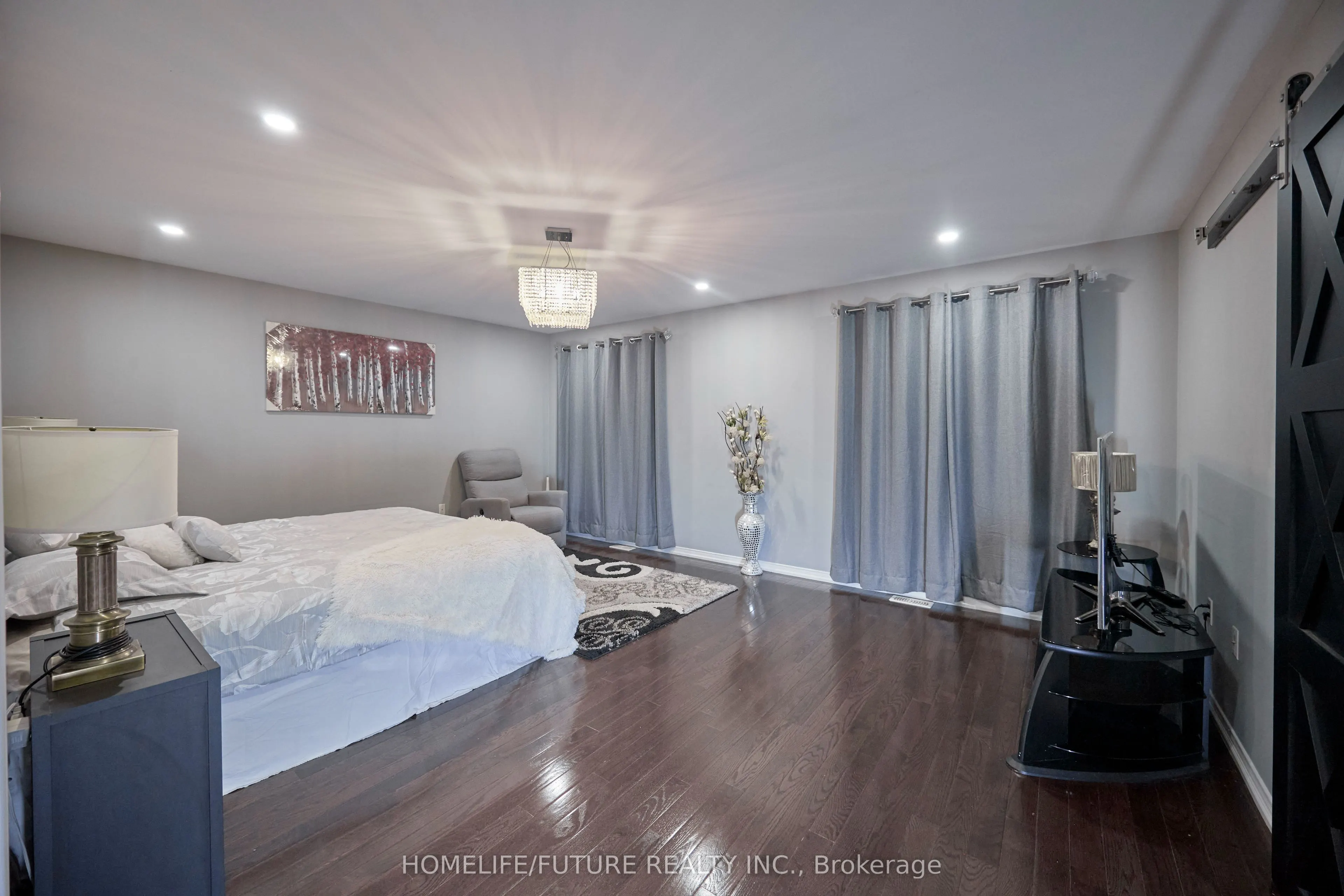 2549 Snow Knight Drive