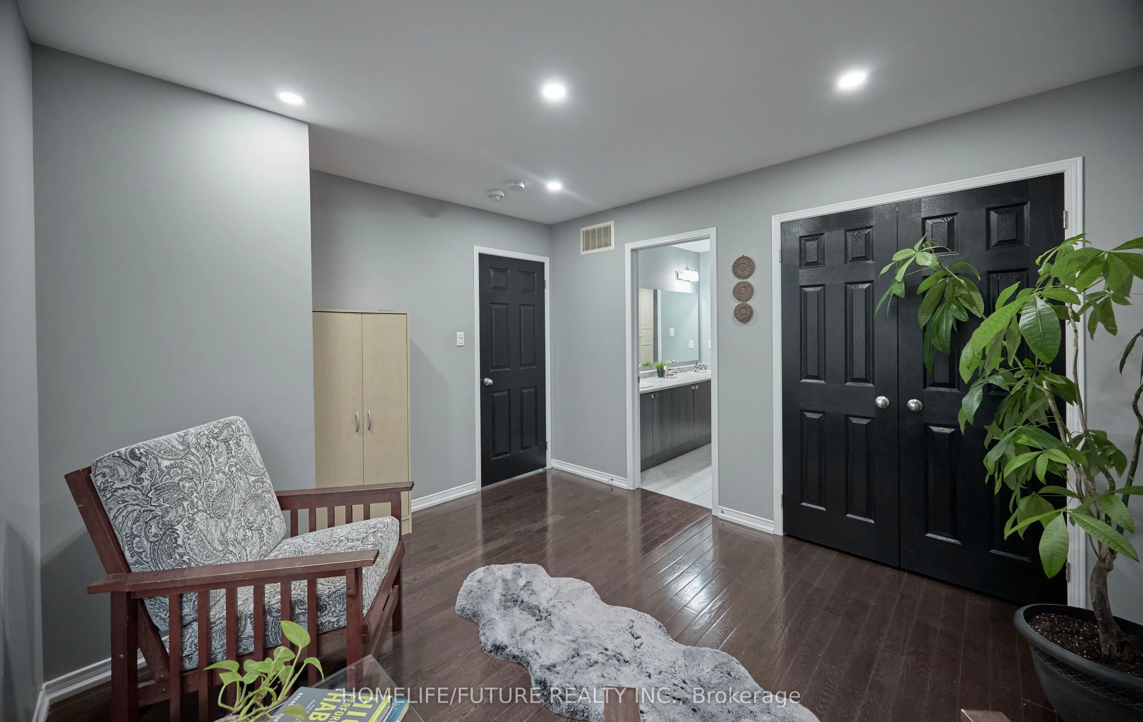 2549 Snow Knight Drive
