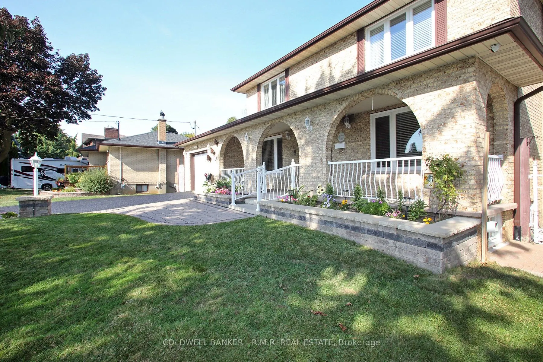 531 Nipigon Street