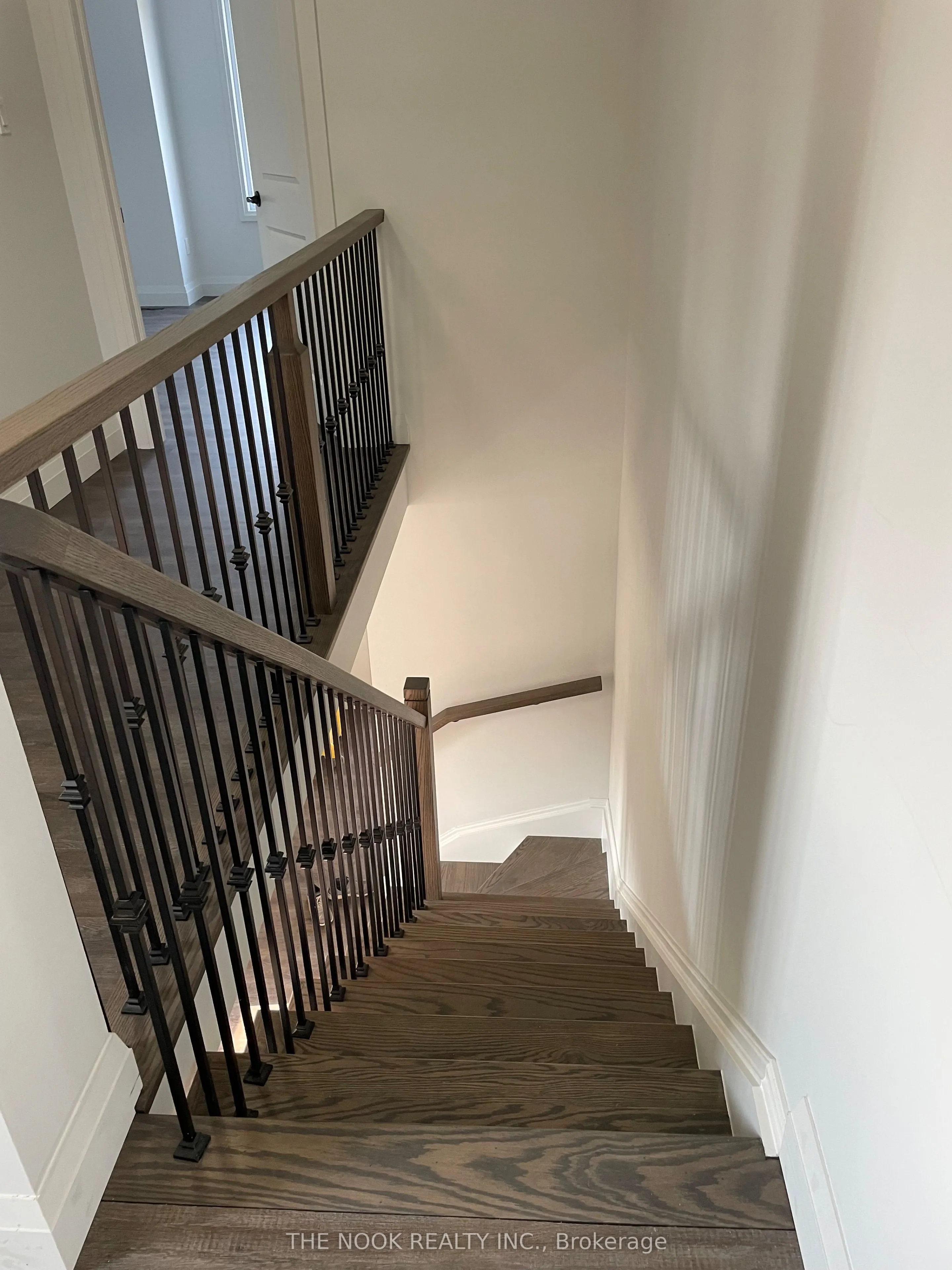 279 Humber Avenue, #3