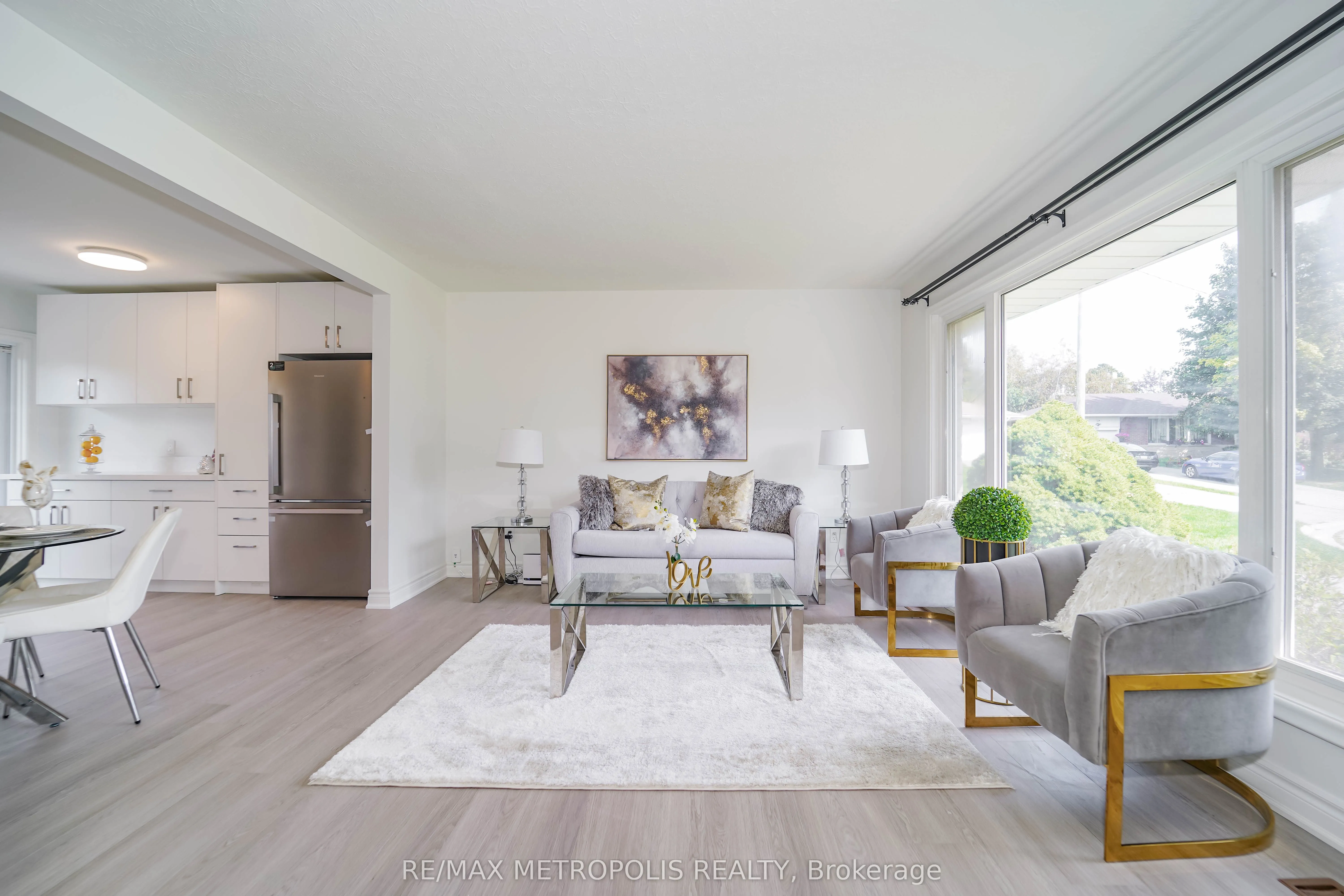 592 Carlyle Court