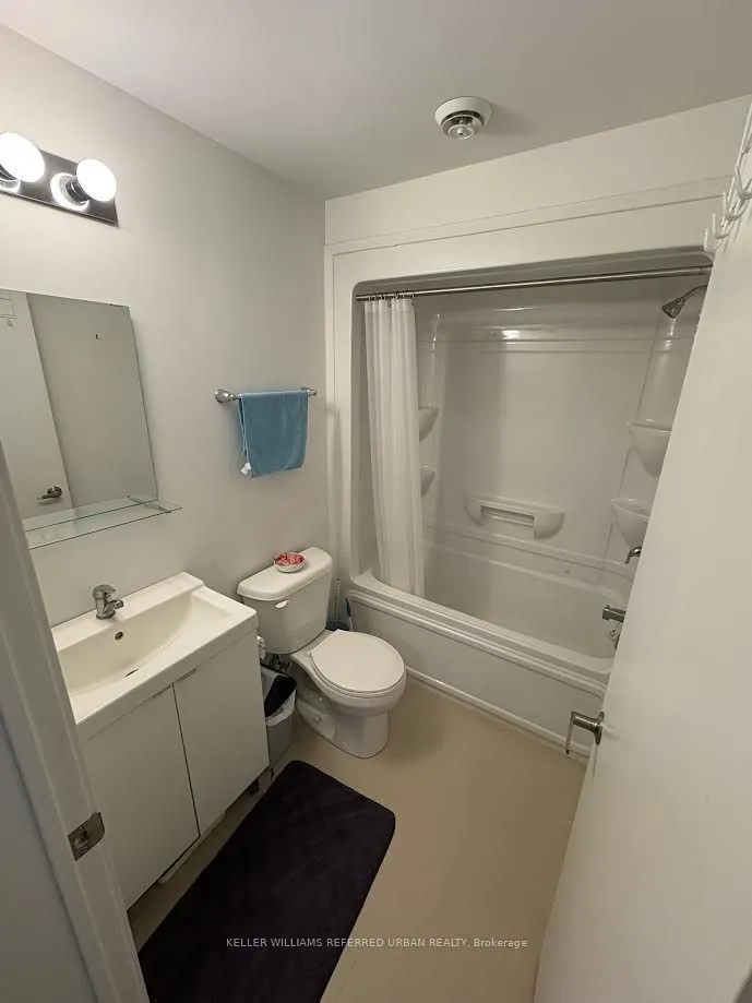 1720 Simcoe Street N, #10-1