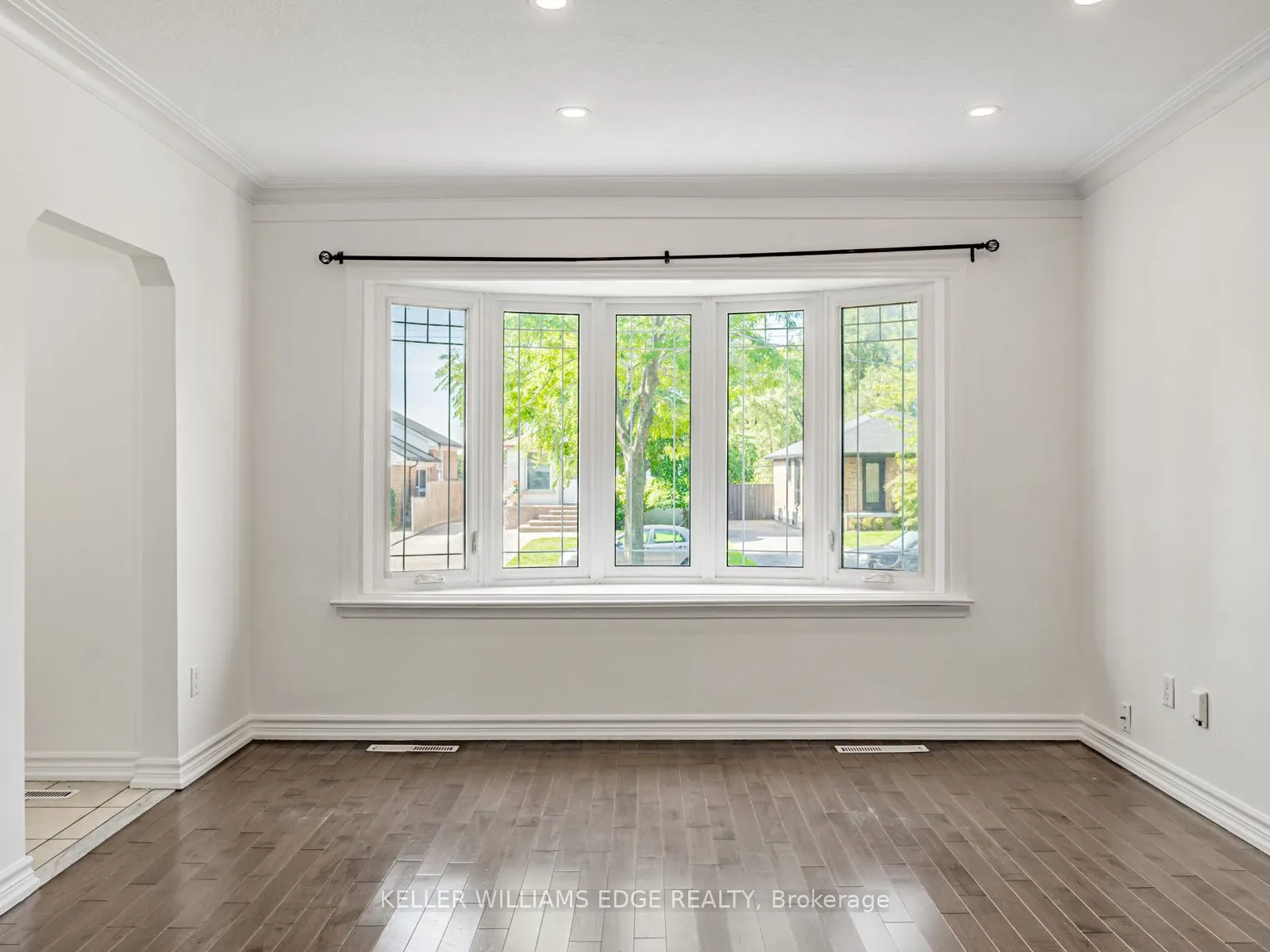 75 Barrymore Road, #MAIN