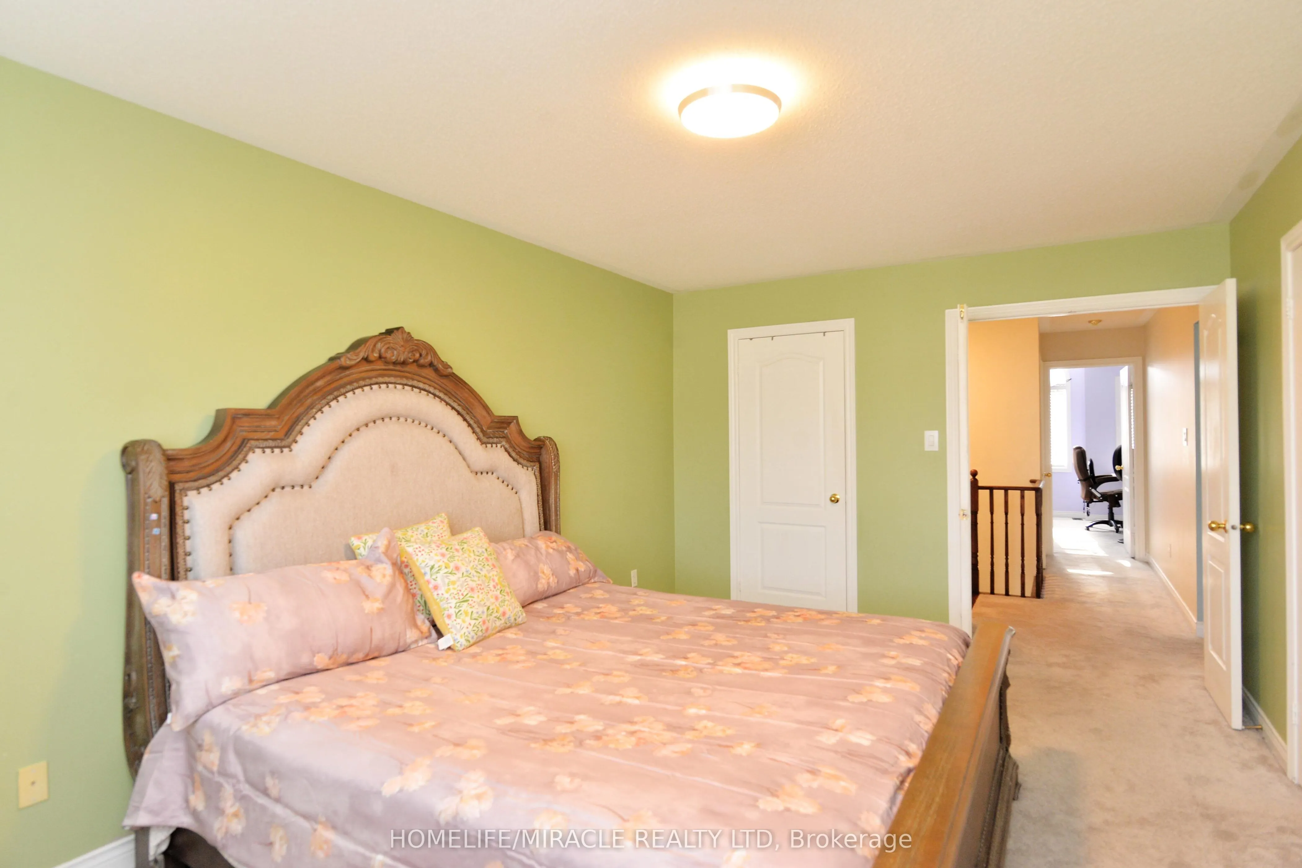 41 Cottage Crescent