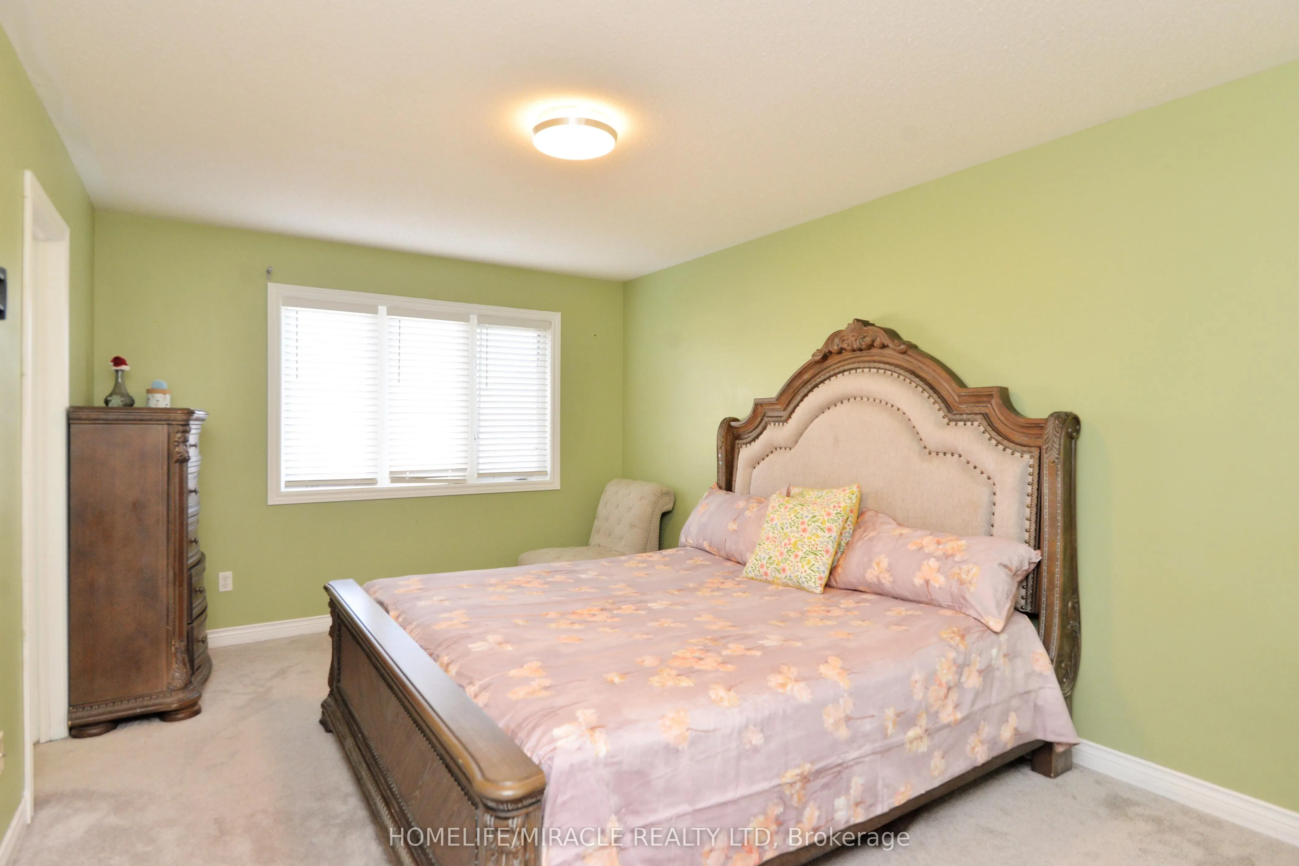 41 Cottage Crescent
