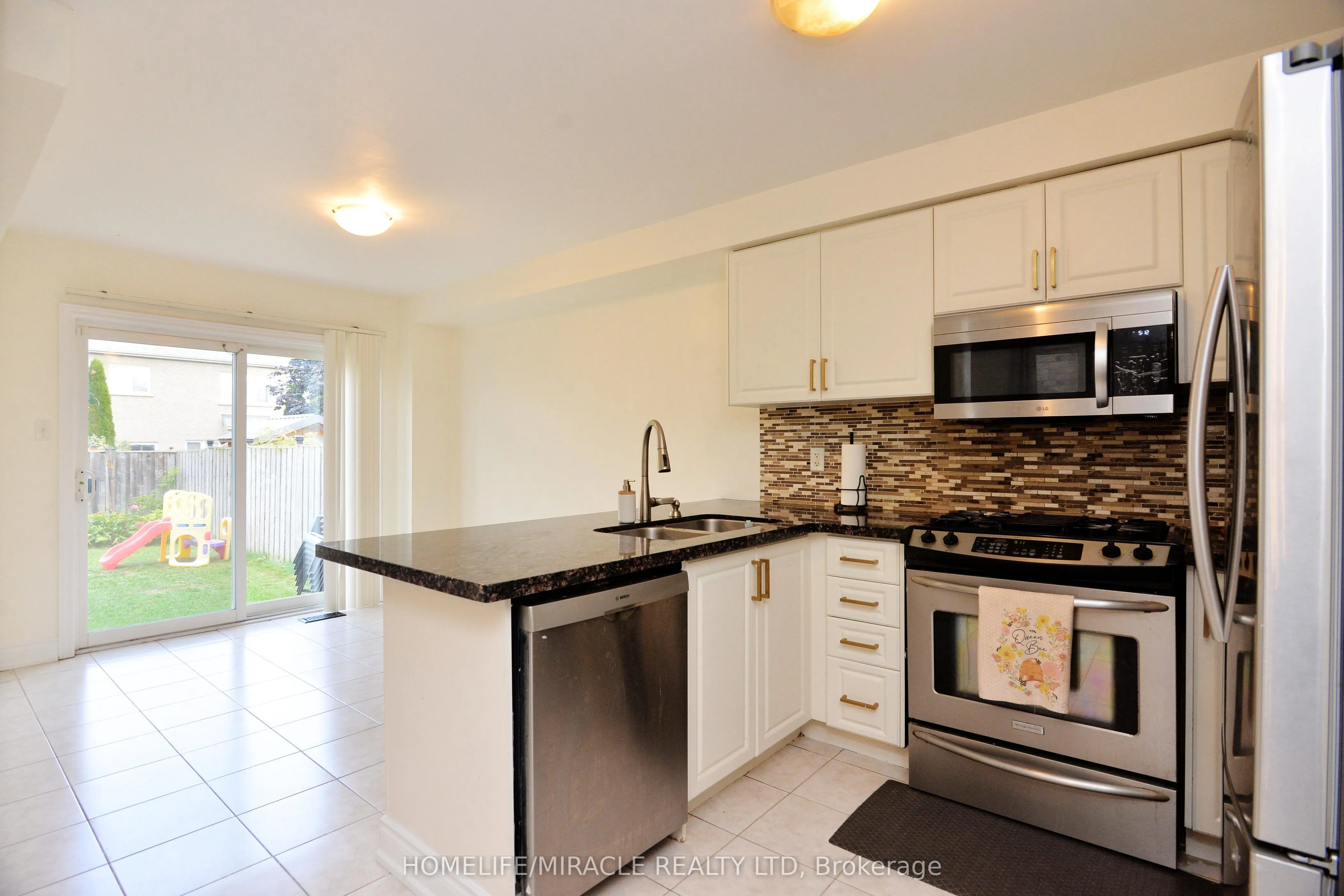 41 Cottage Crescent