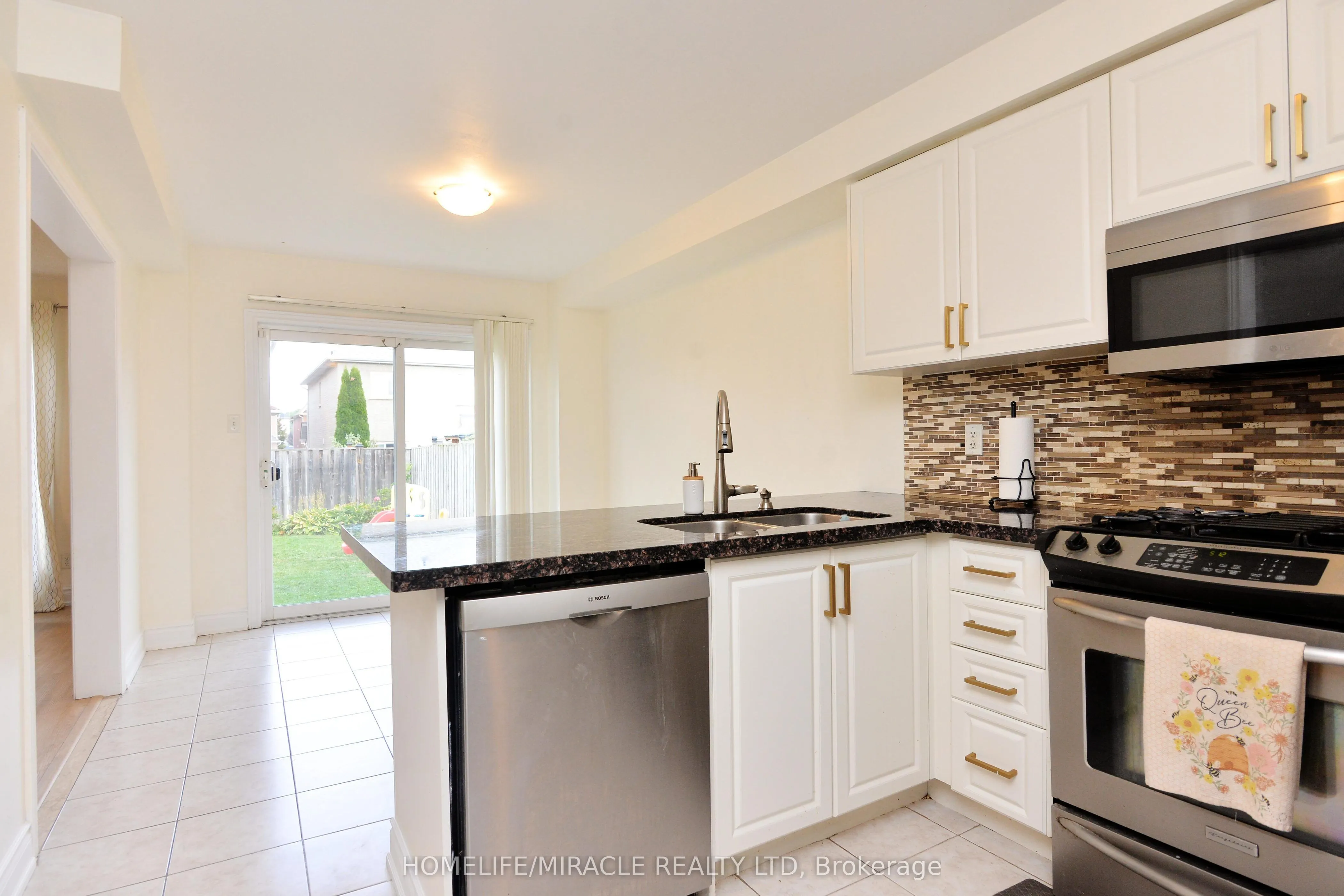 41 Cottage Crescent