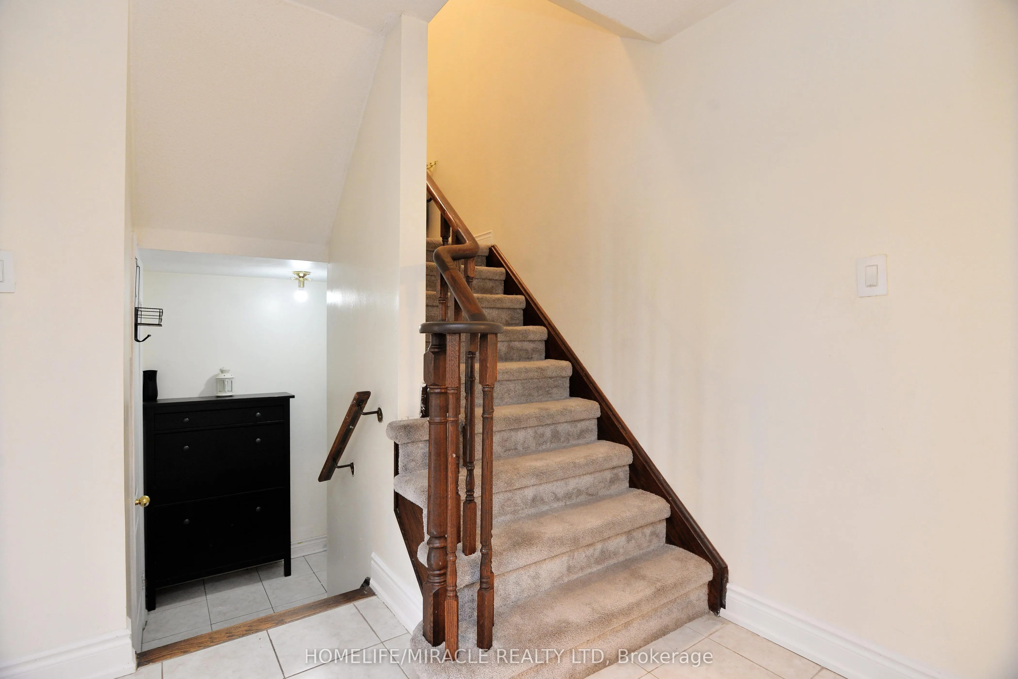 41 Cottage Crescent