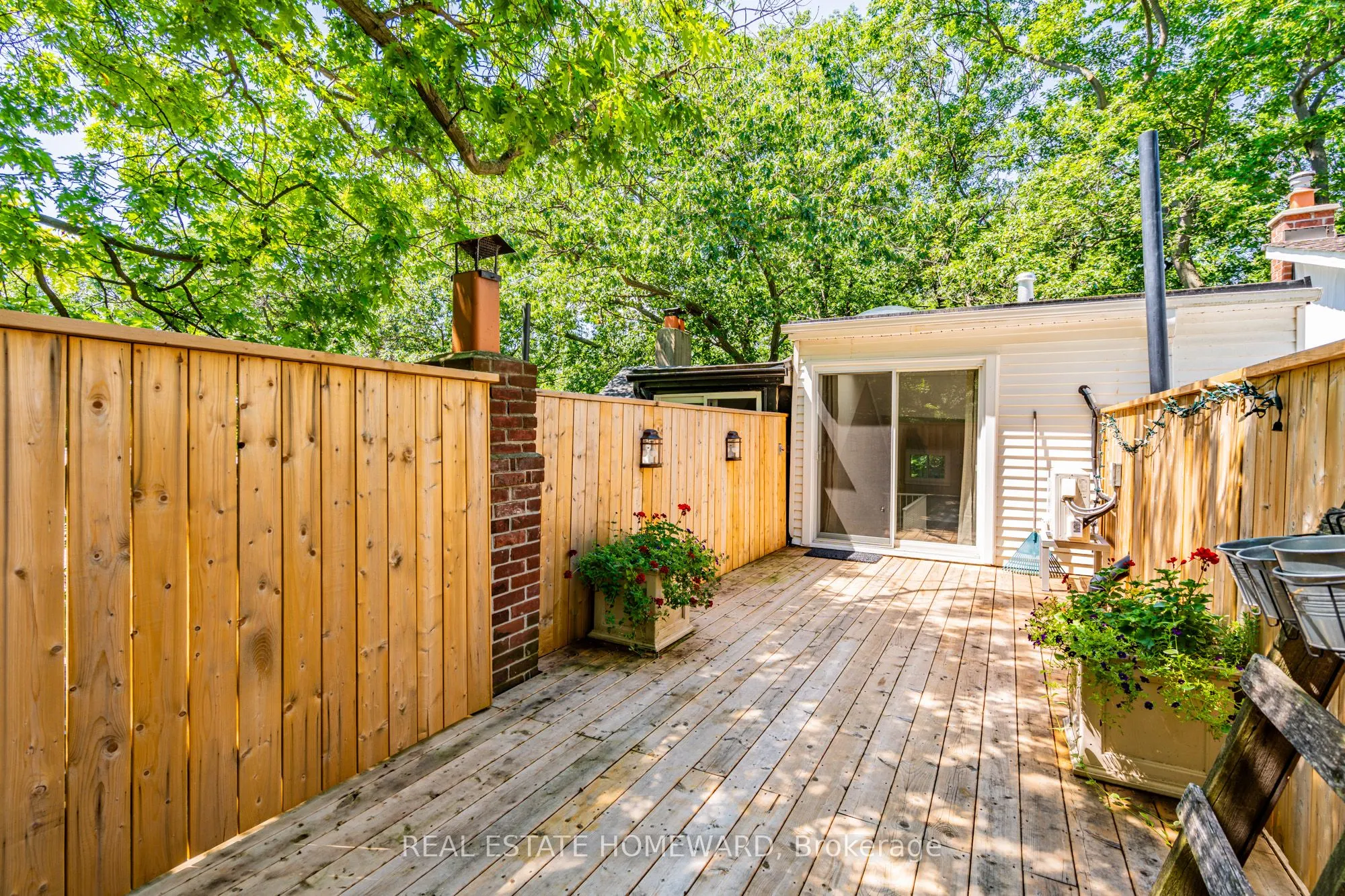 183 Beech Avenue, #3