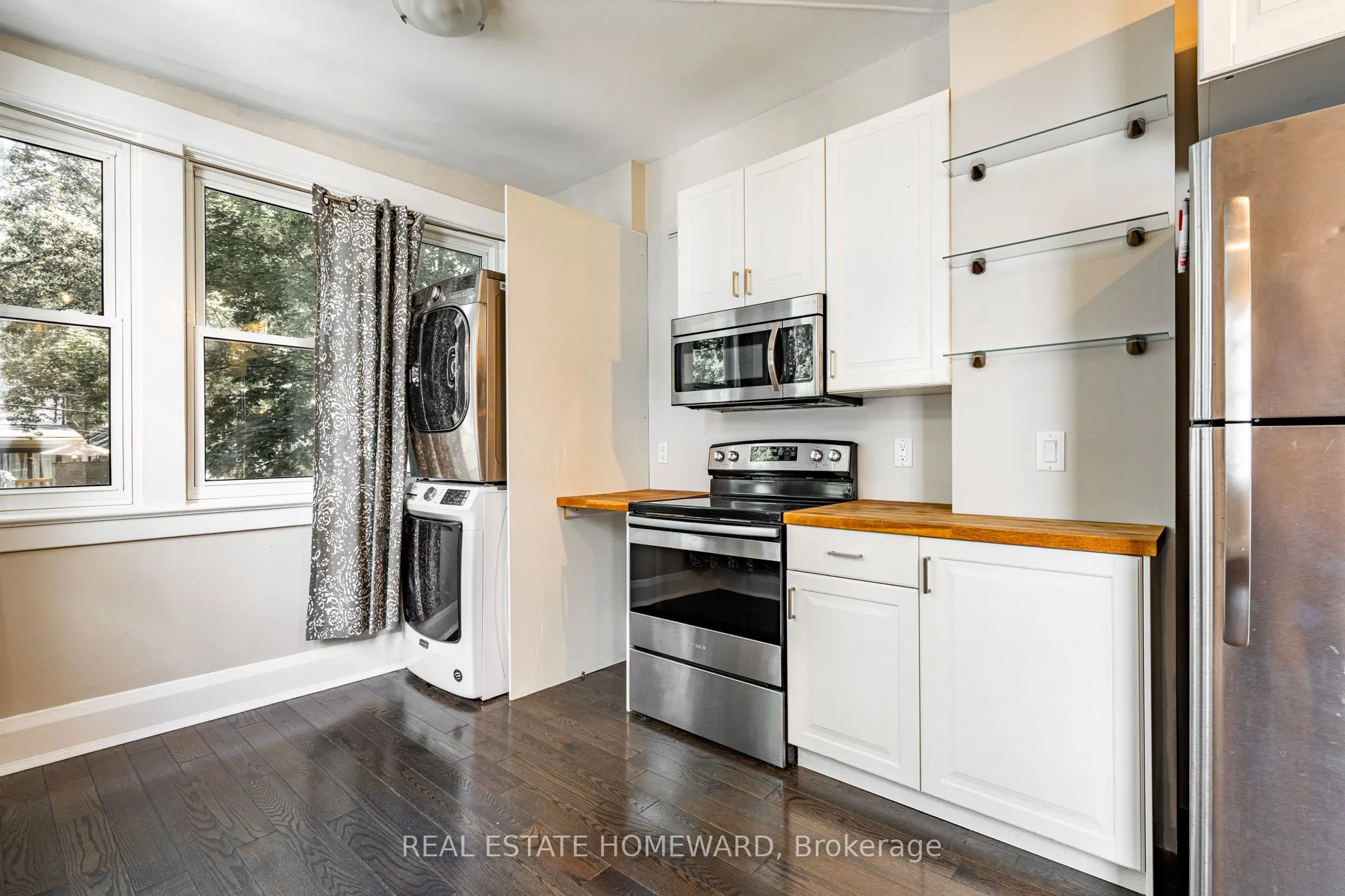 183 Beech Avenue, #3