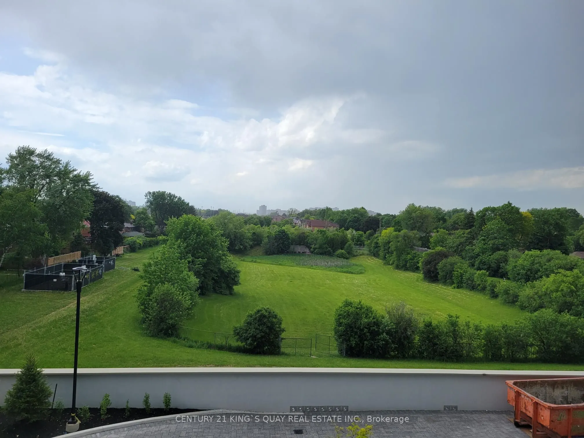 3220 Sheppard Avenue E, #220
