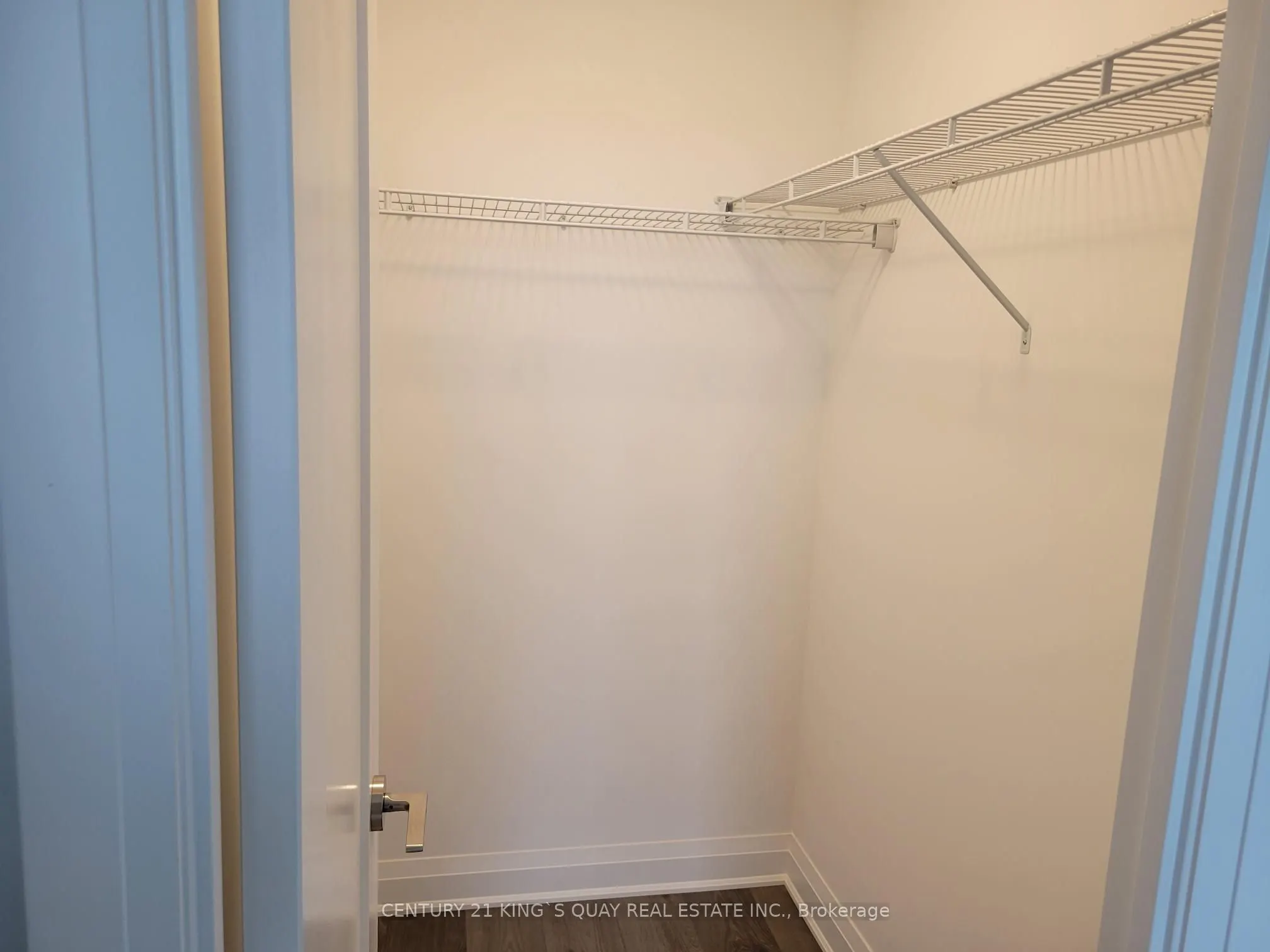 3220 Sheppard Avenue E, #220