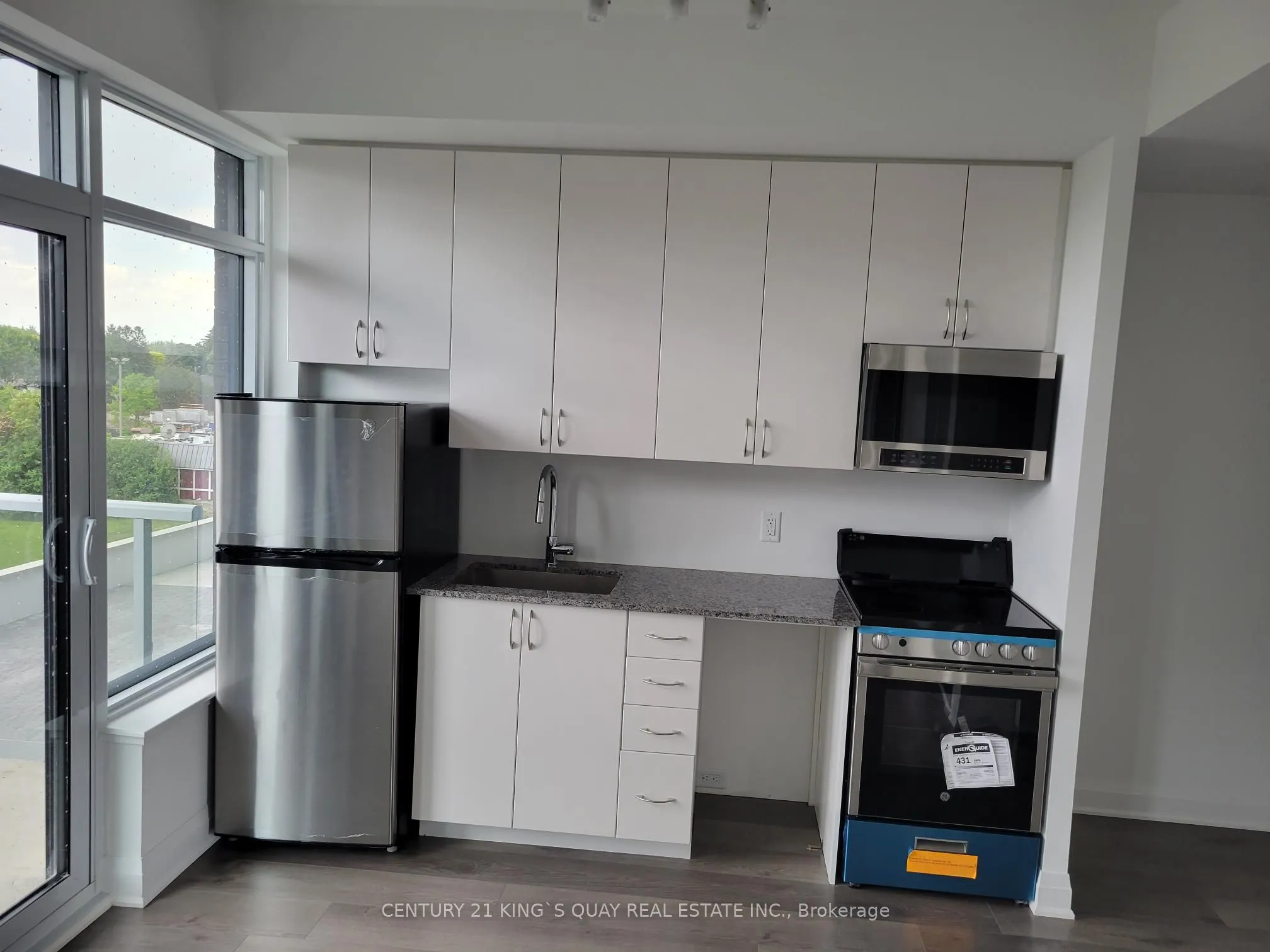 3220 Sheppard Avenue E, #220