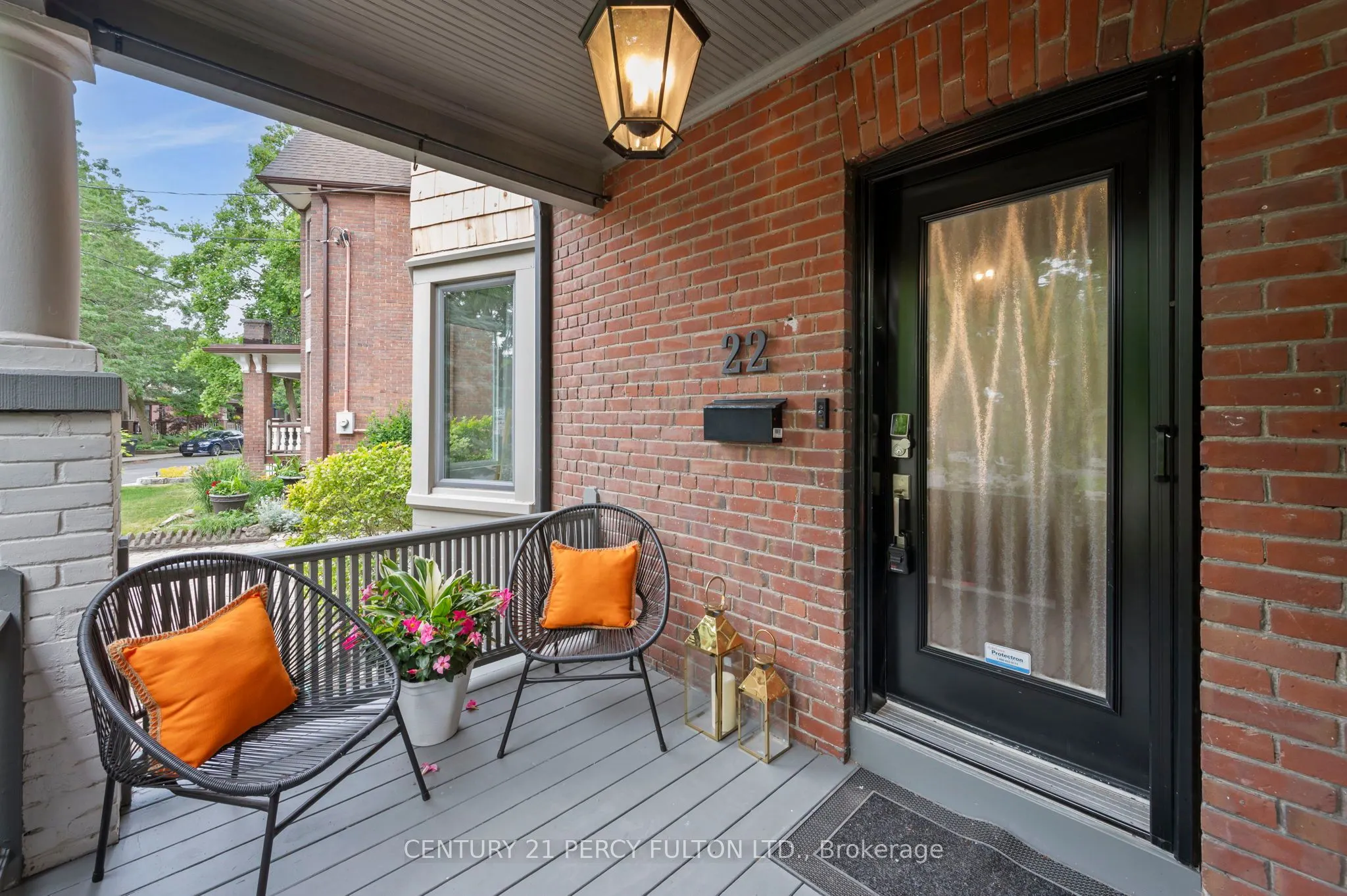 22 Columbine Avenue