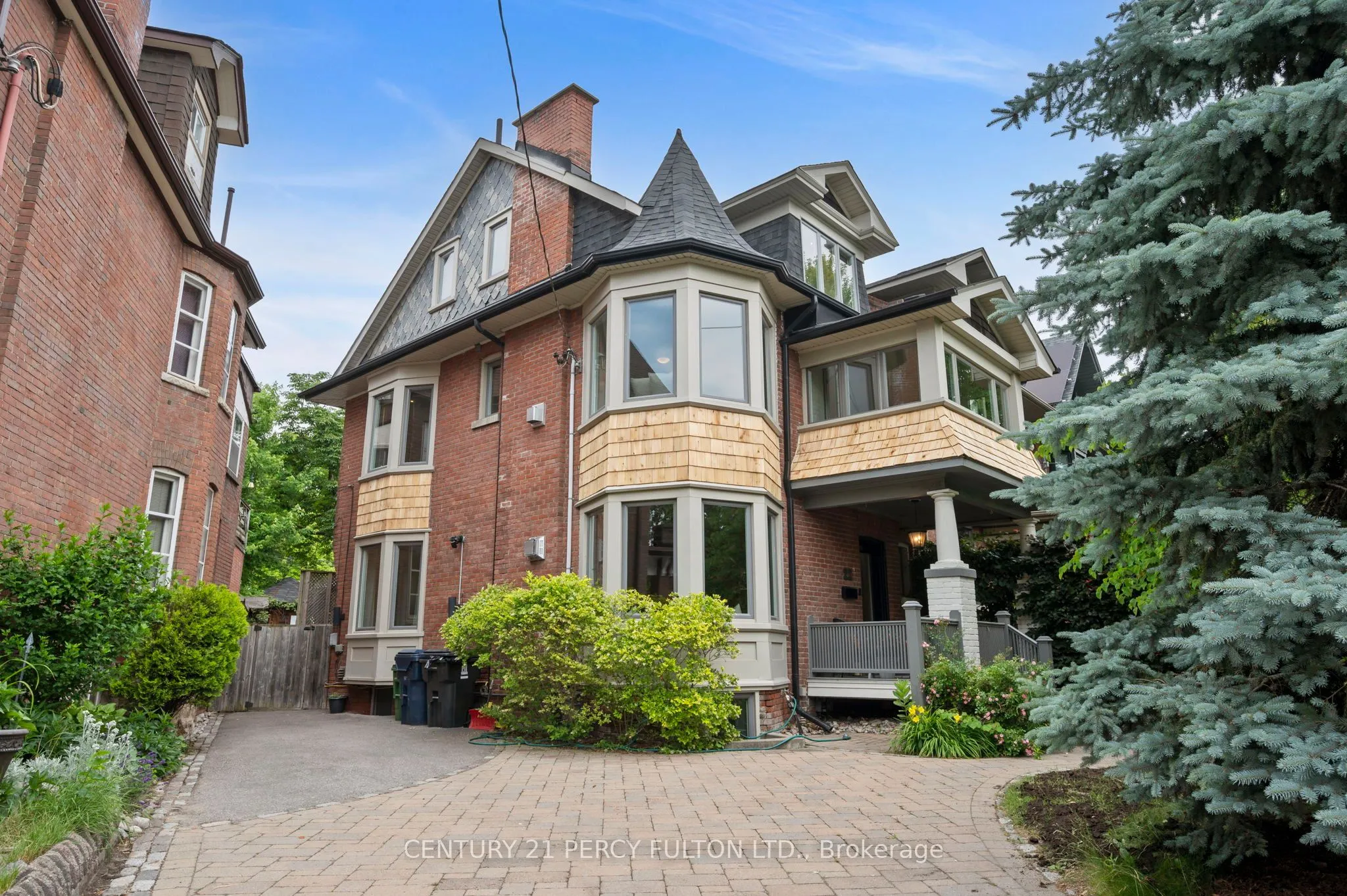 22 Columbine Avenue
