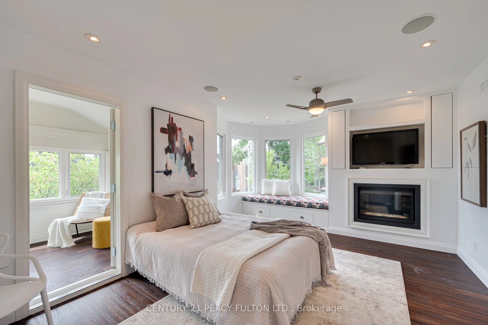 22 Columbine Avenue