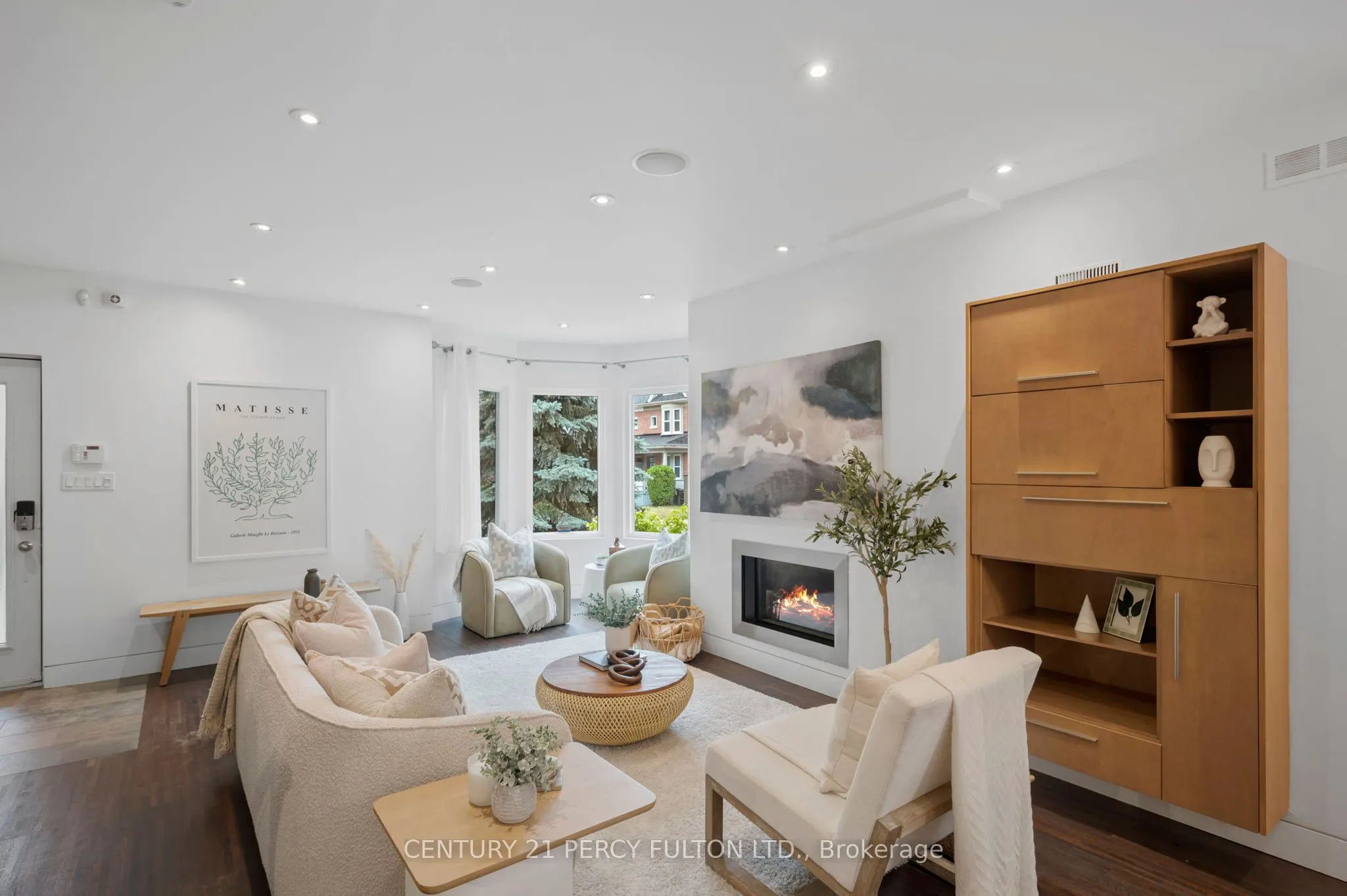 22 Columbine Avenue