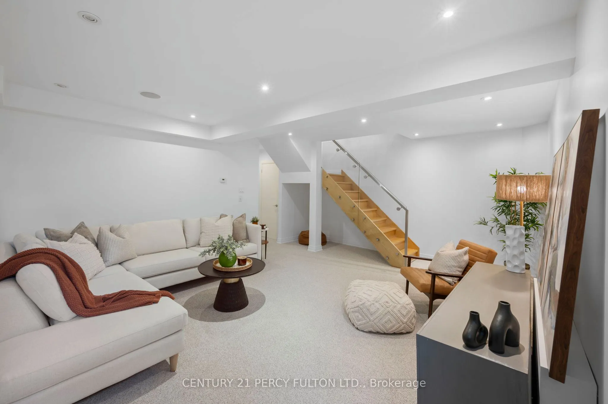 22 Columbine Avenue
