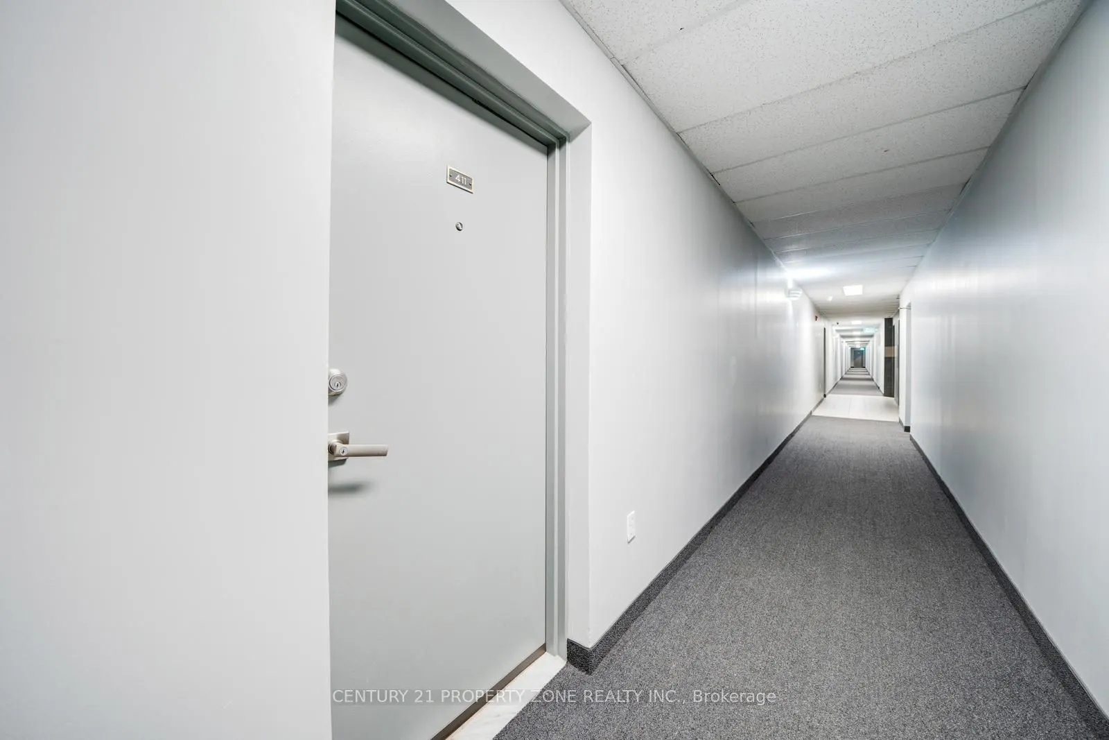 936 Glen Street, #411