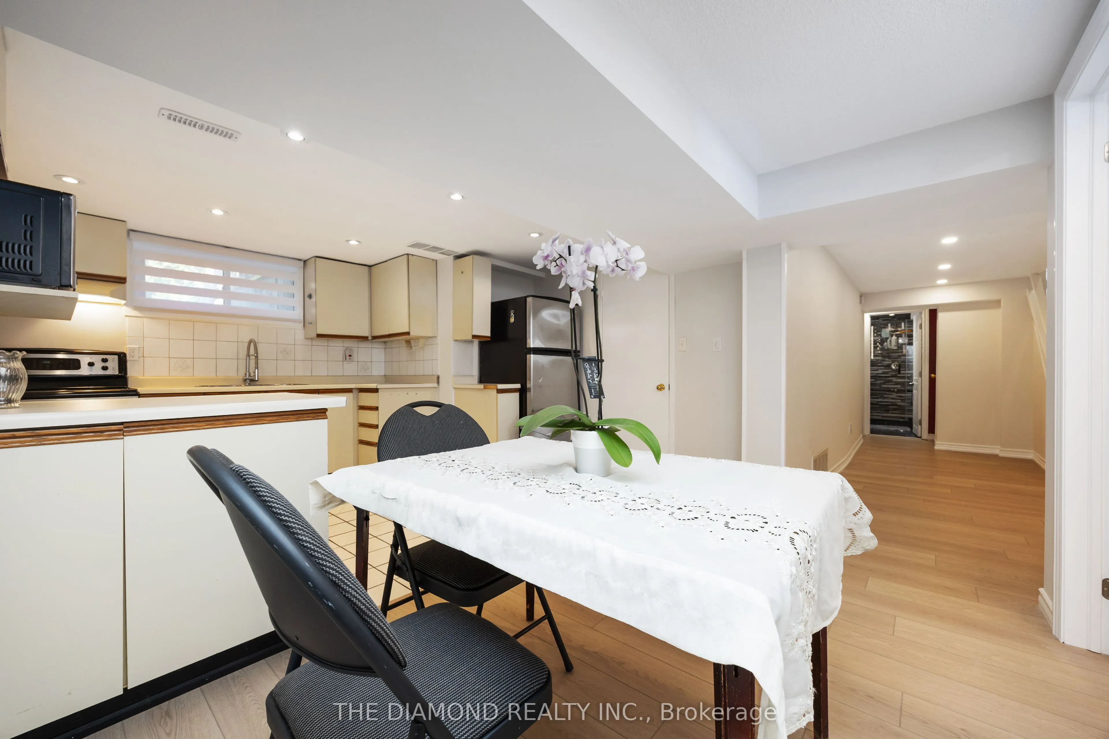 14 Foxwood Grove, #Bsmt
